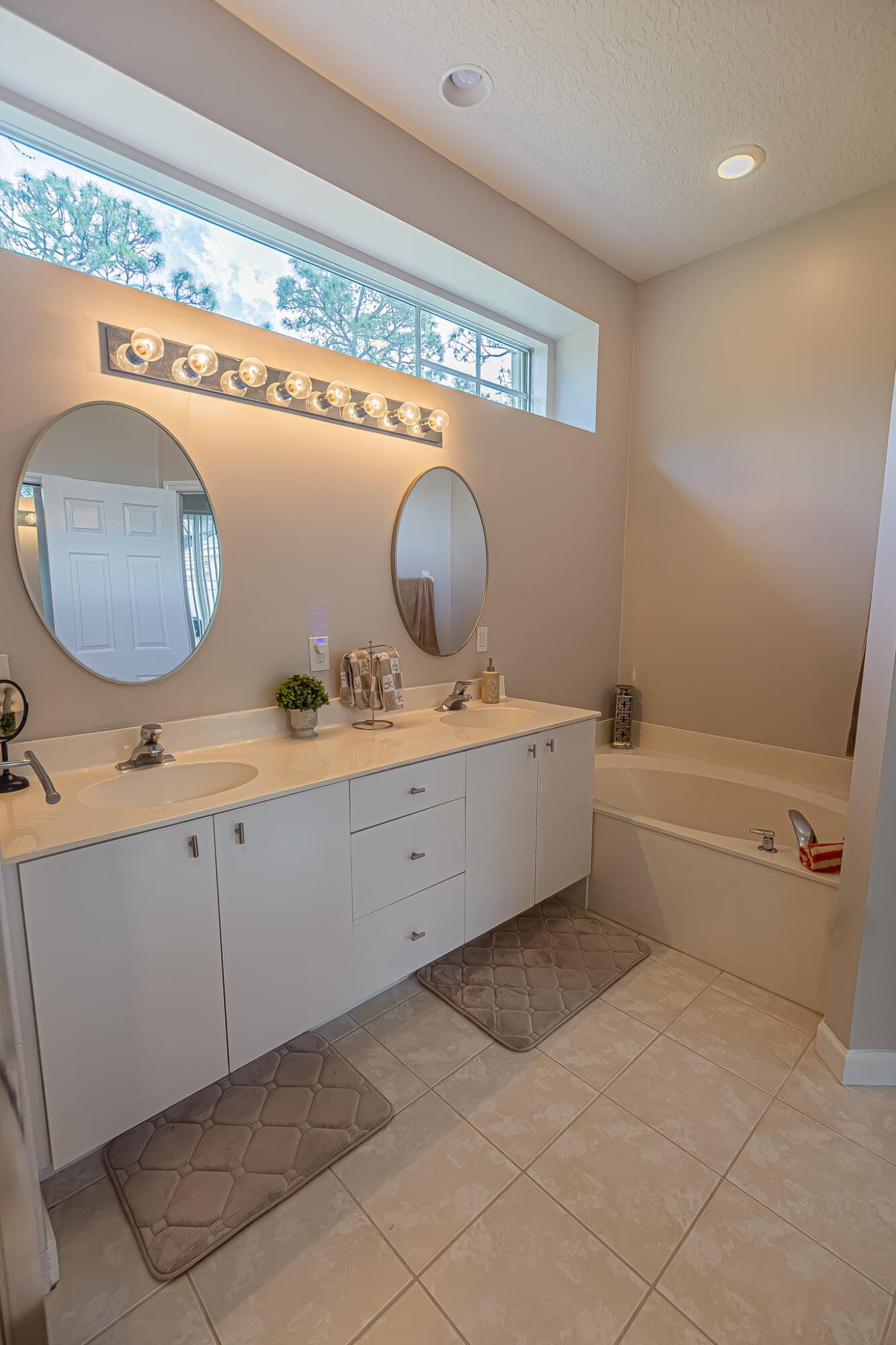 651 SW Munjack Cove, Port St. Lucie, FL 34986 — photo 13 of 38