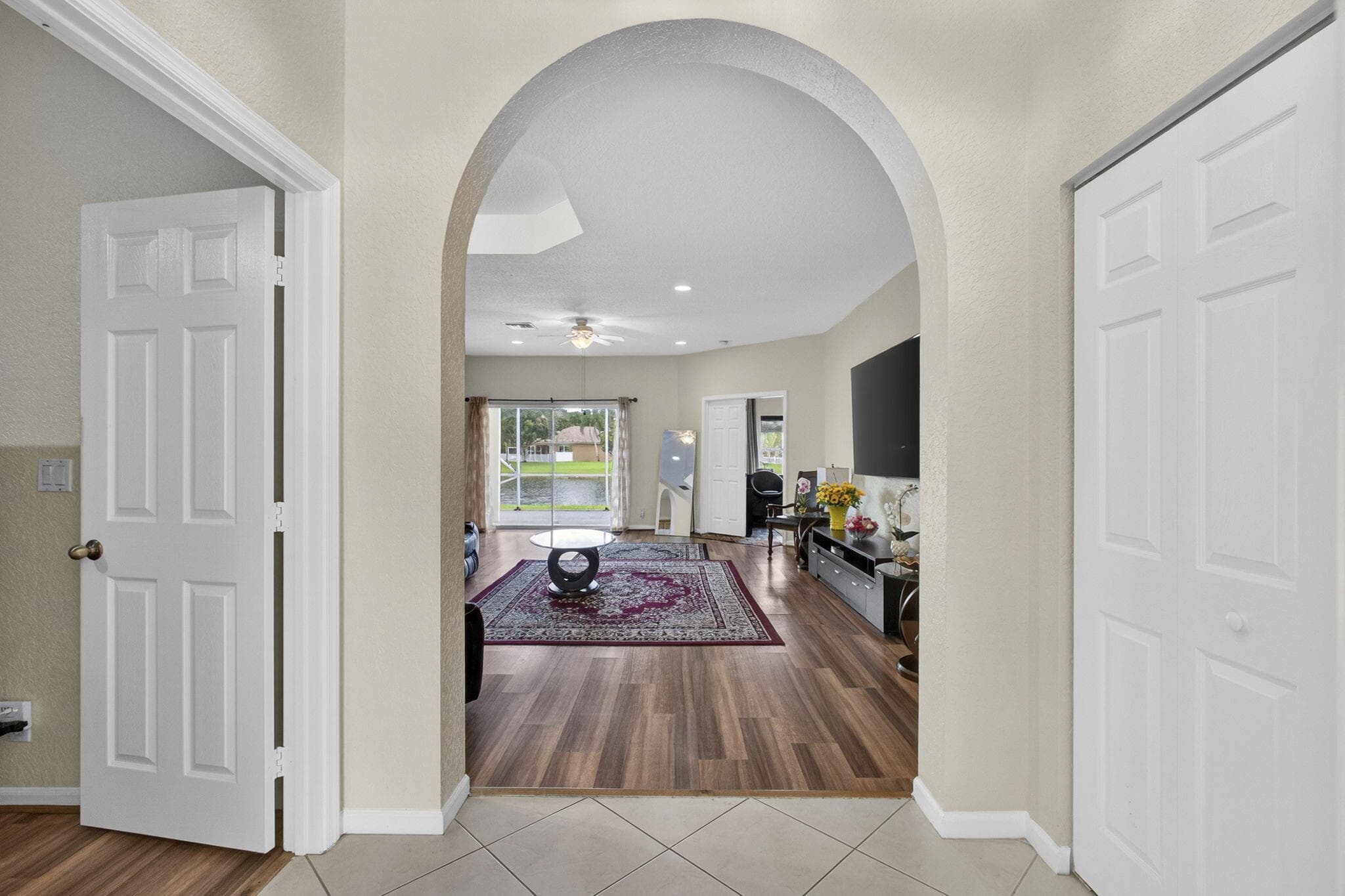 8600 Pine Cay, West Palm Beach, FL 33411 — photo 8 of 96