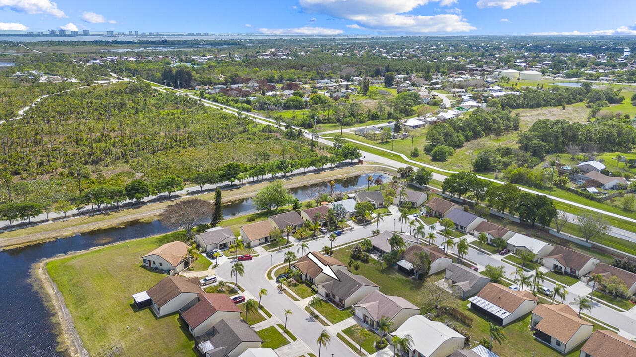 2363 SE Breckenridge Circle, Port St. Lucie, FL 34952 — photo 2 of 38