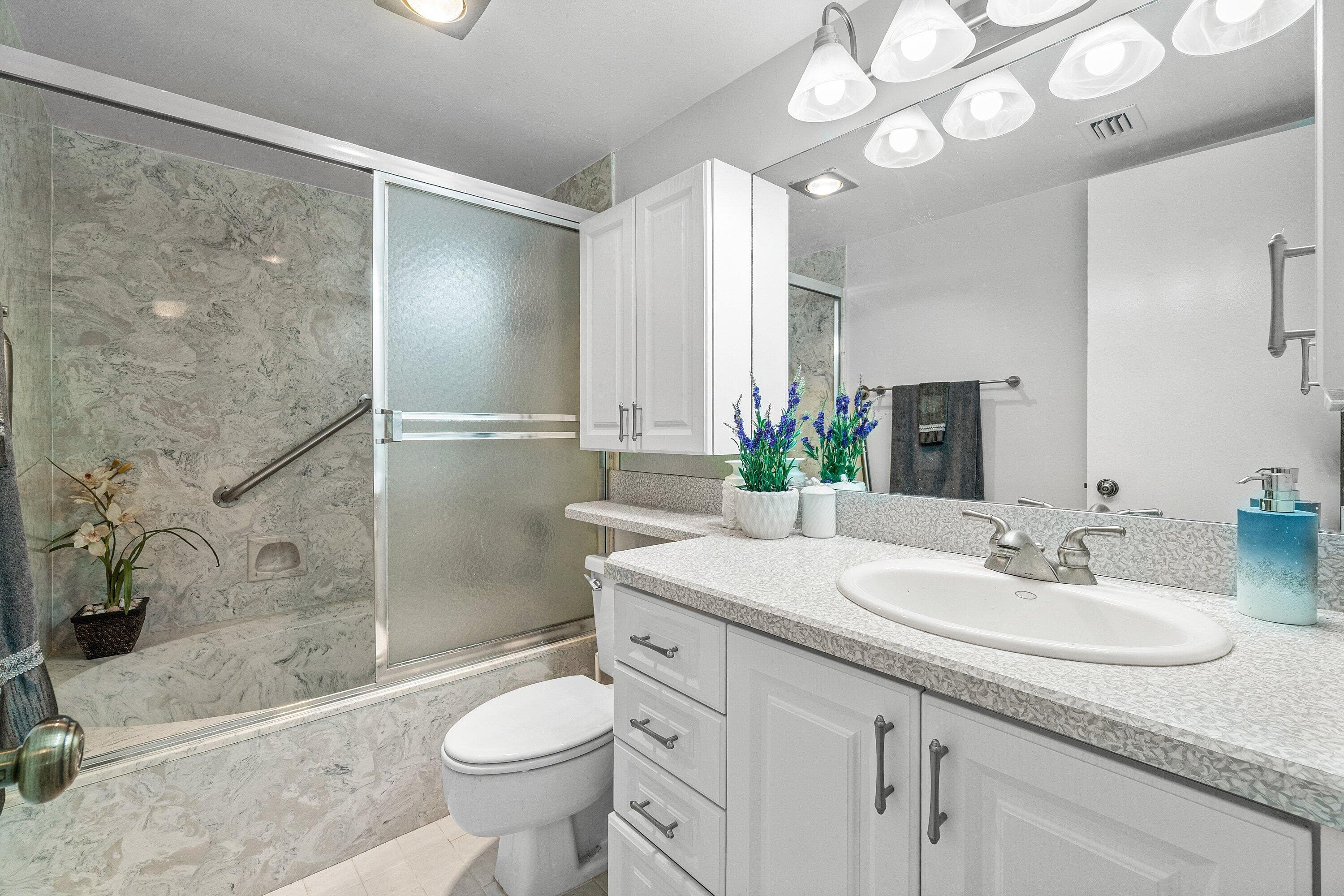 5121 Oakhill Lane 411, Delray Beach, FL 33484 — photo 18 of 54