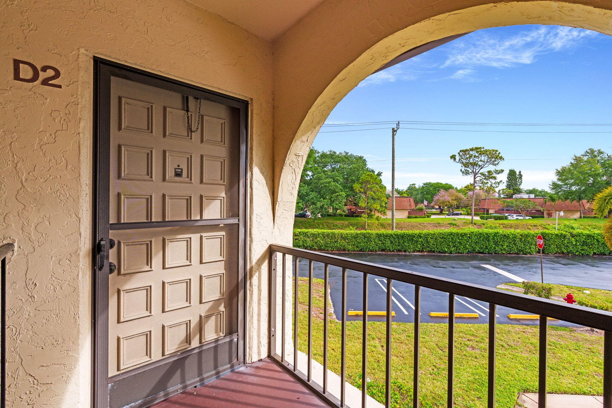 322 Knotty Pine Circle D2, Greenacres, FL 33463 — photo 4 of 32