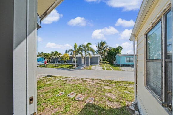 2681 Riviera Boulevard, West Palm Beach, FL 33409 — photo 41 of 48