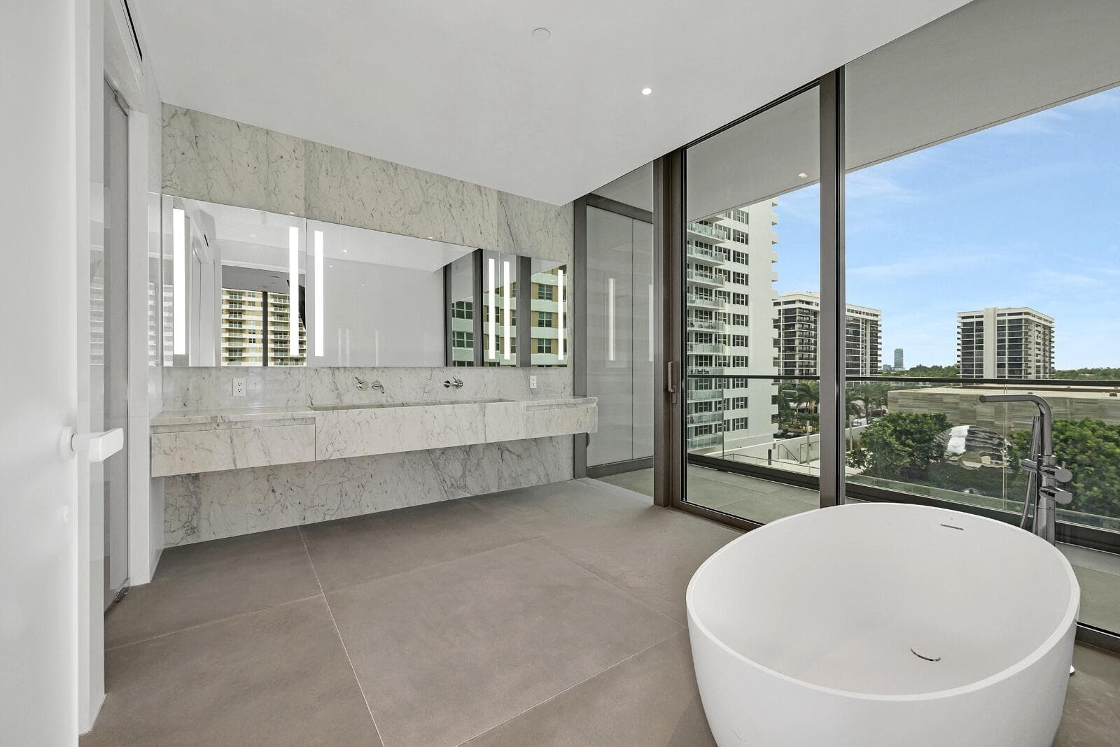 2000 S Ocean Drive SE 5a, Hallandale Beach, FL 33009 — photo 25 of 41