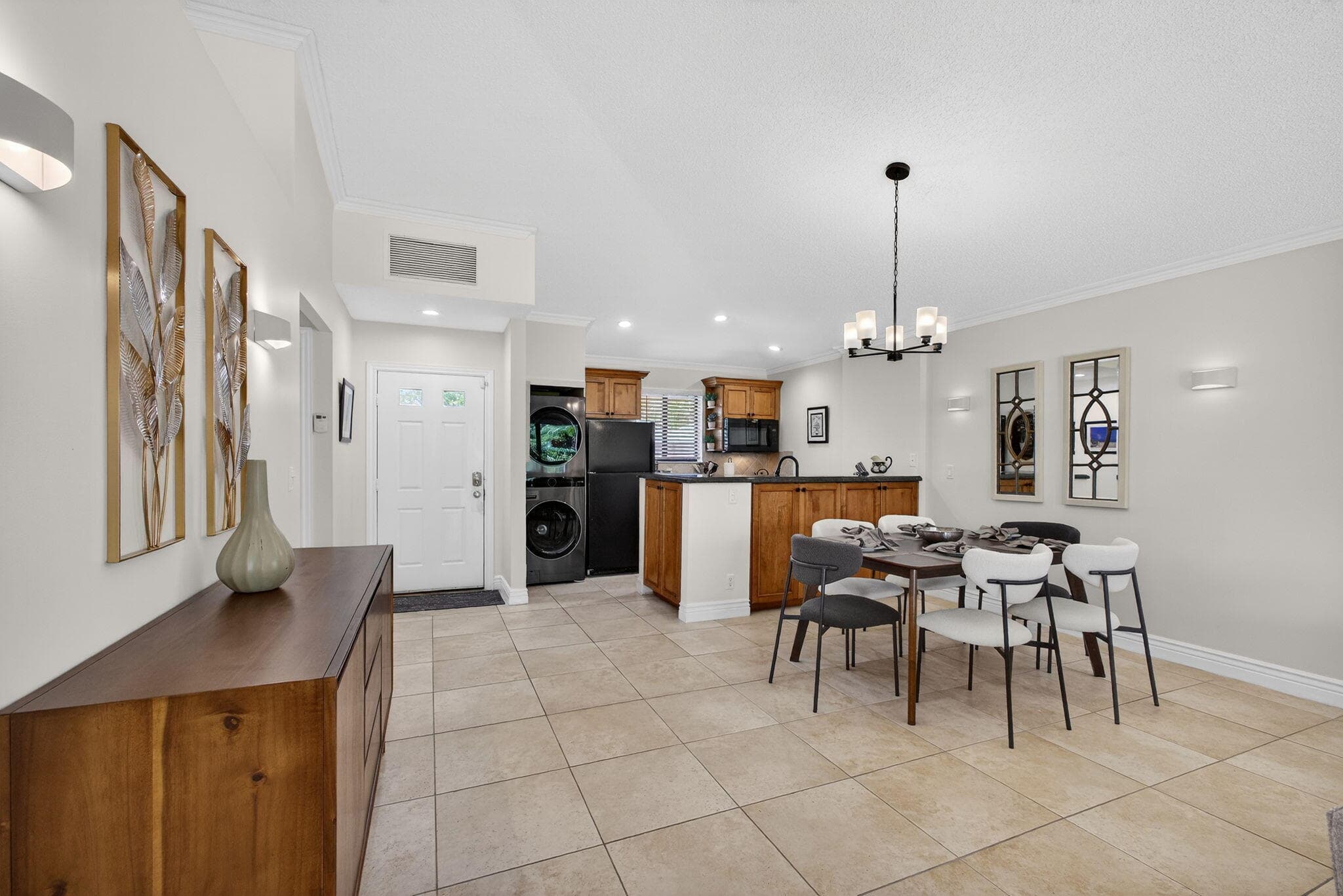 119 Club Drive, Palm Beach Gardens, FL 33418 — photo 9 of 47