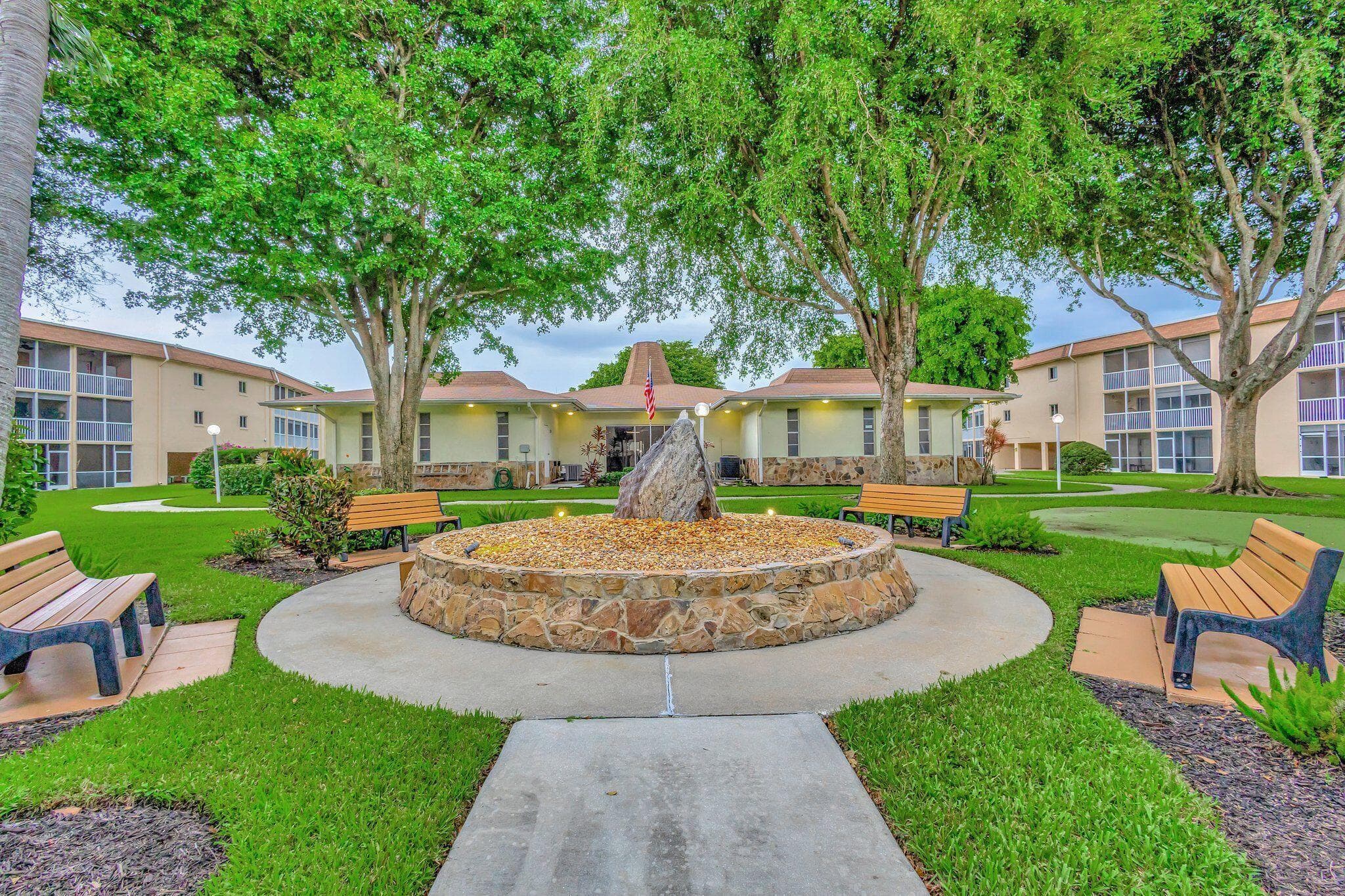 100 Village Green Circle E 112, Palm Springs, FL 33461 — photo 16 of 19