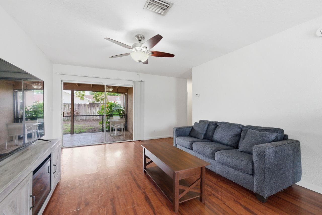 9781 NW 23rd Court, Coral Springs, FL 33065 — photo 5 of 22