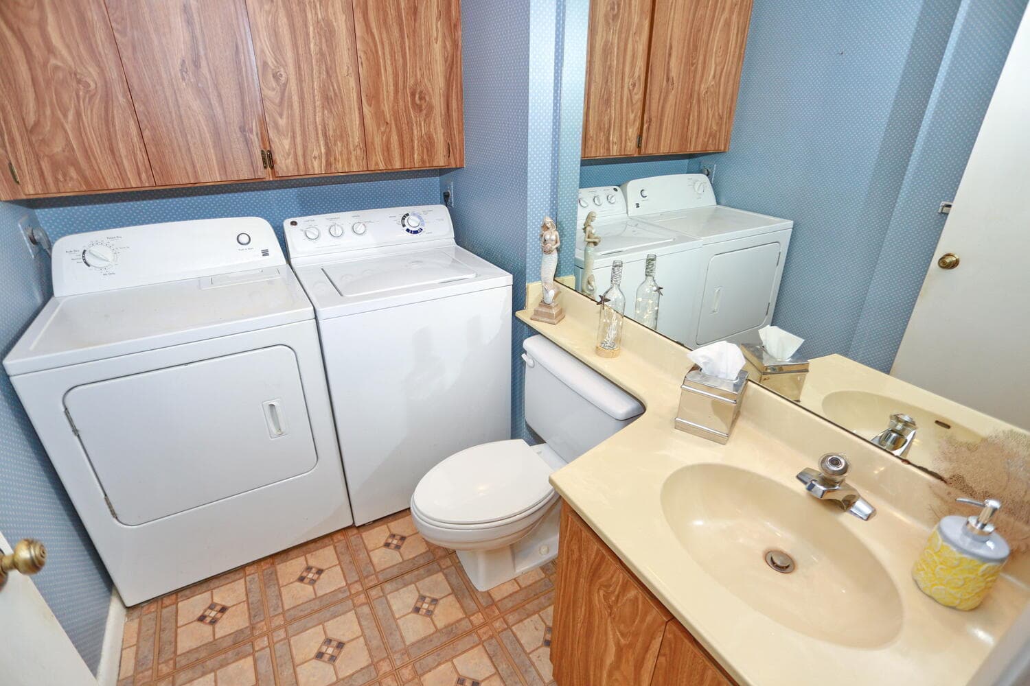 325 3rd Way, West Palm Beach, FL 33407 — photo 13 of 36