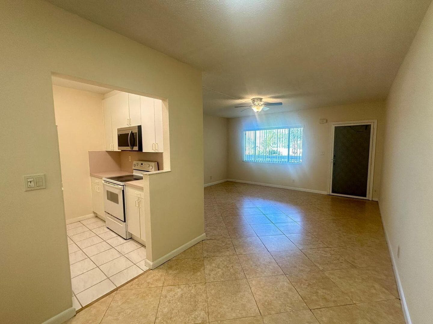 2170 NE 51st Court Unit B25, Fort Lauderdale, FL 33308 — photo 4 of 21
