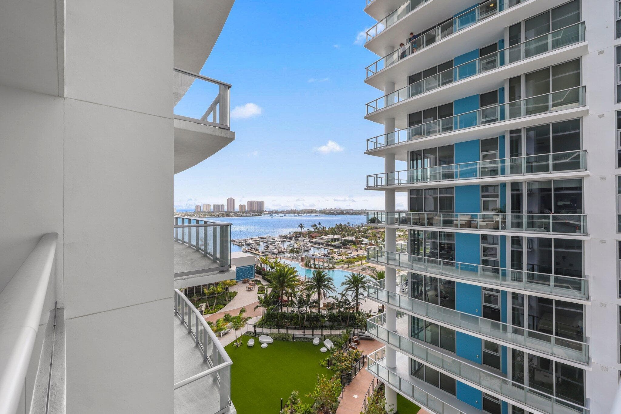 220 Lake Shore Drive 1125, Lake Park, FL 33403 — photo 25 of 111