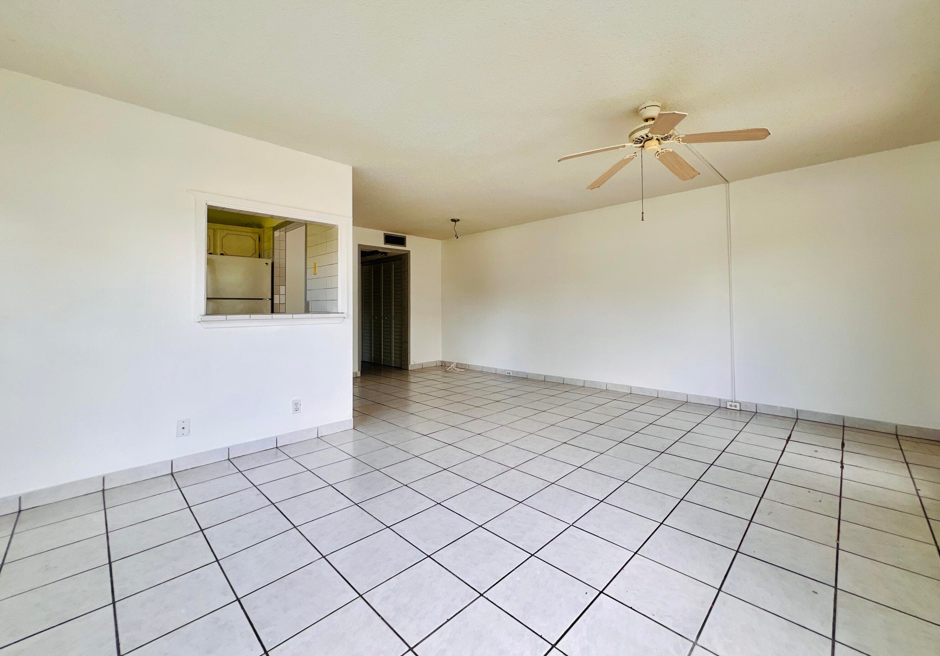141 Sussex H, West Palm Beach, FL 33417 — photo 3 of 18