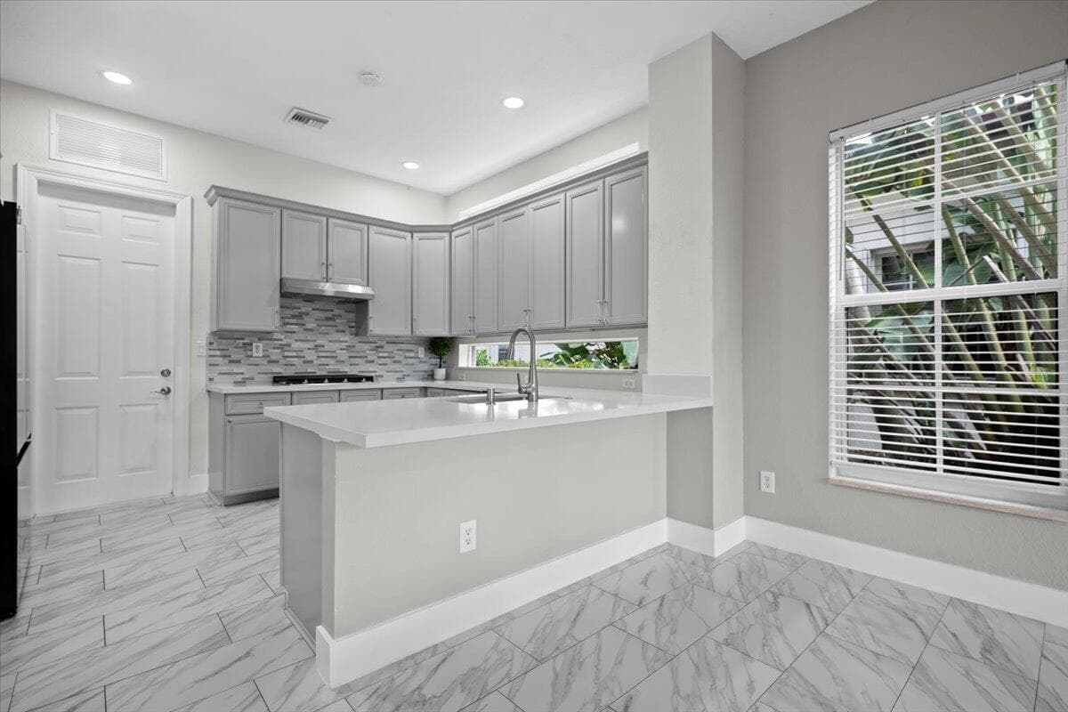 2020 Graden Drive, Palm Beach Gardens, FL 33410 — photo 13 of 78