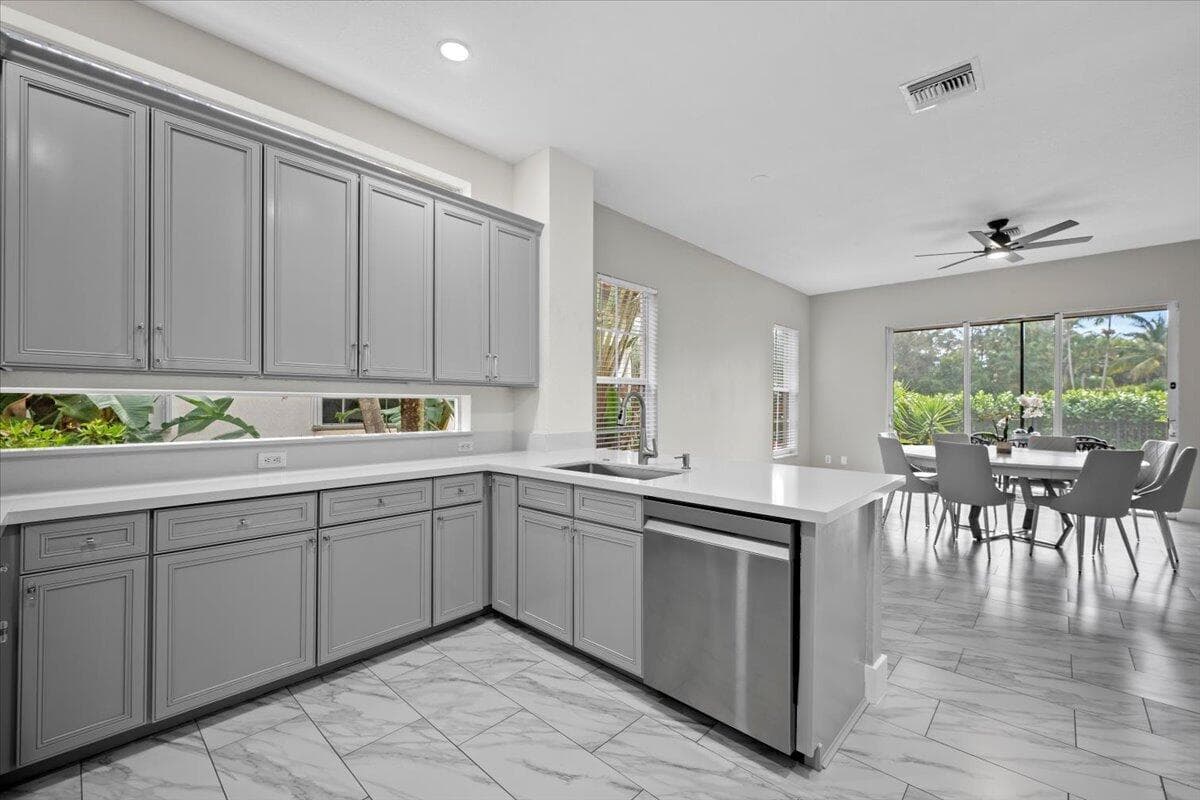 2020 Graden Drive, Palm Beach Gardens, FL 33410 — photo 15 of 78