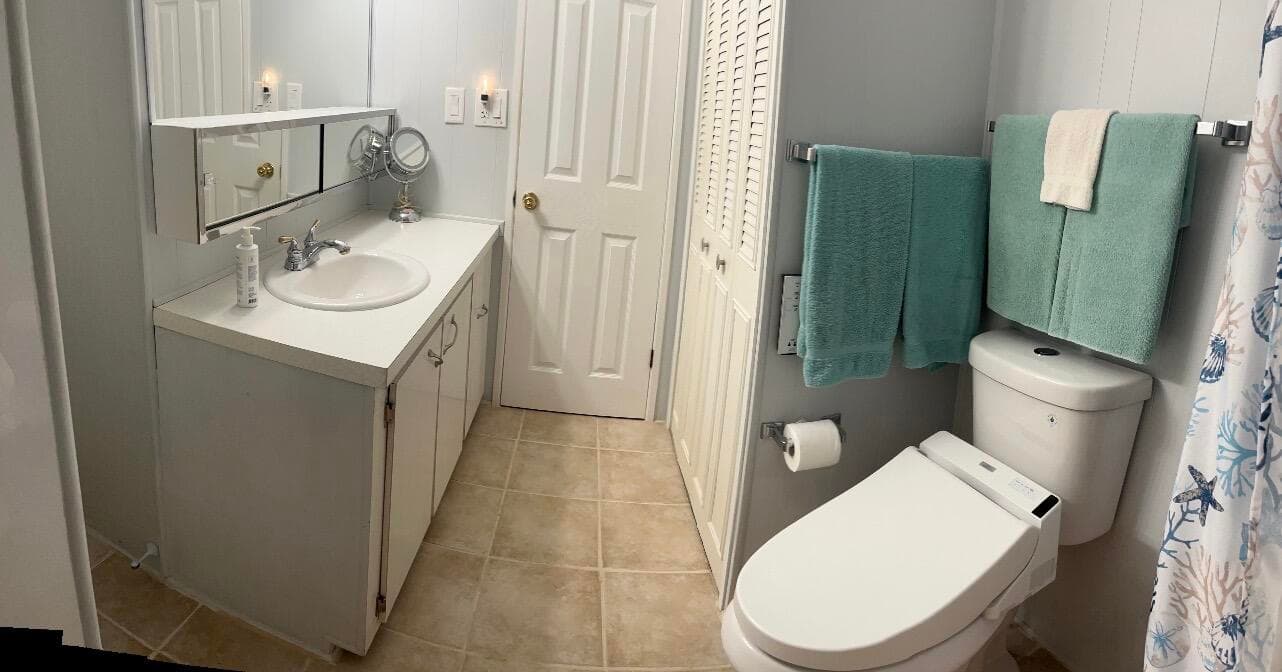 4261 Meadow View Drive, Boynton Beach, FL 33436 — photo 17 of 40