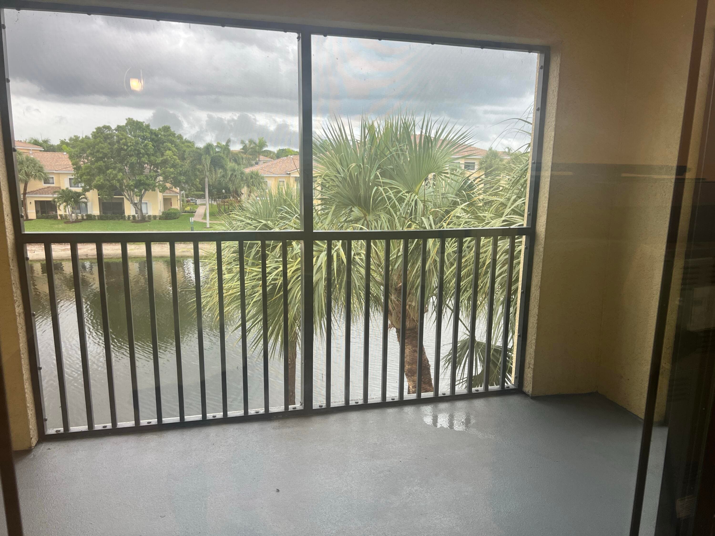 2725 Anzio Court 304, Palm Beach Gardens, FL 33410 — photo 16 of 30