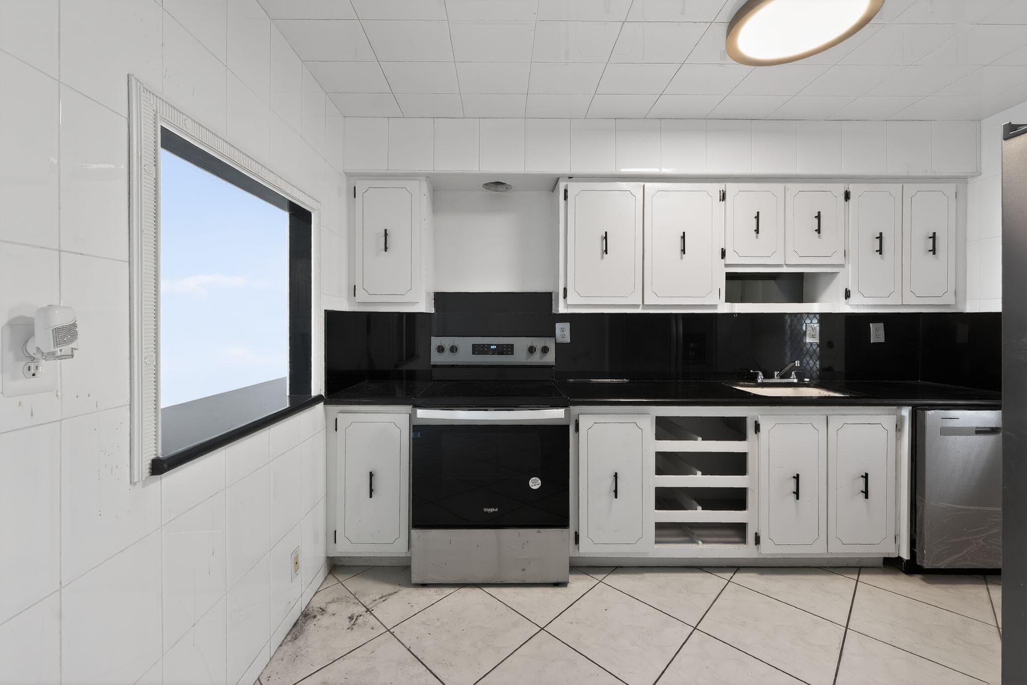 400 Golden Isles Drive 37, Hallandale Beach, FL 33009 — photo 12 of 29