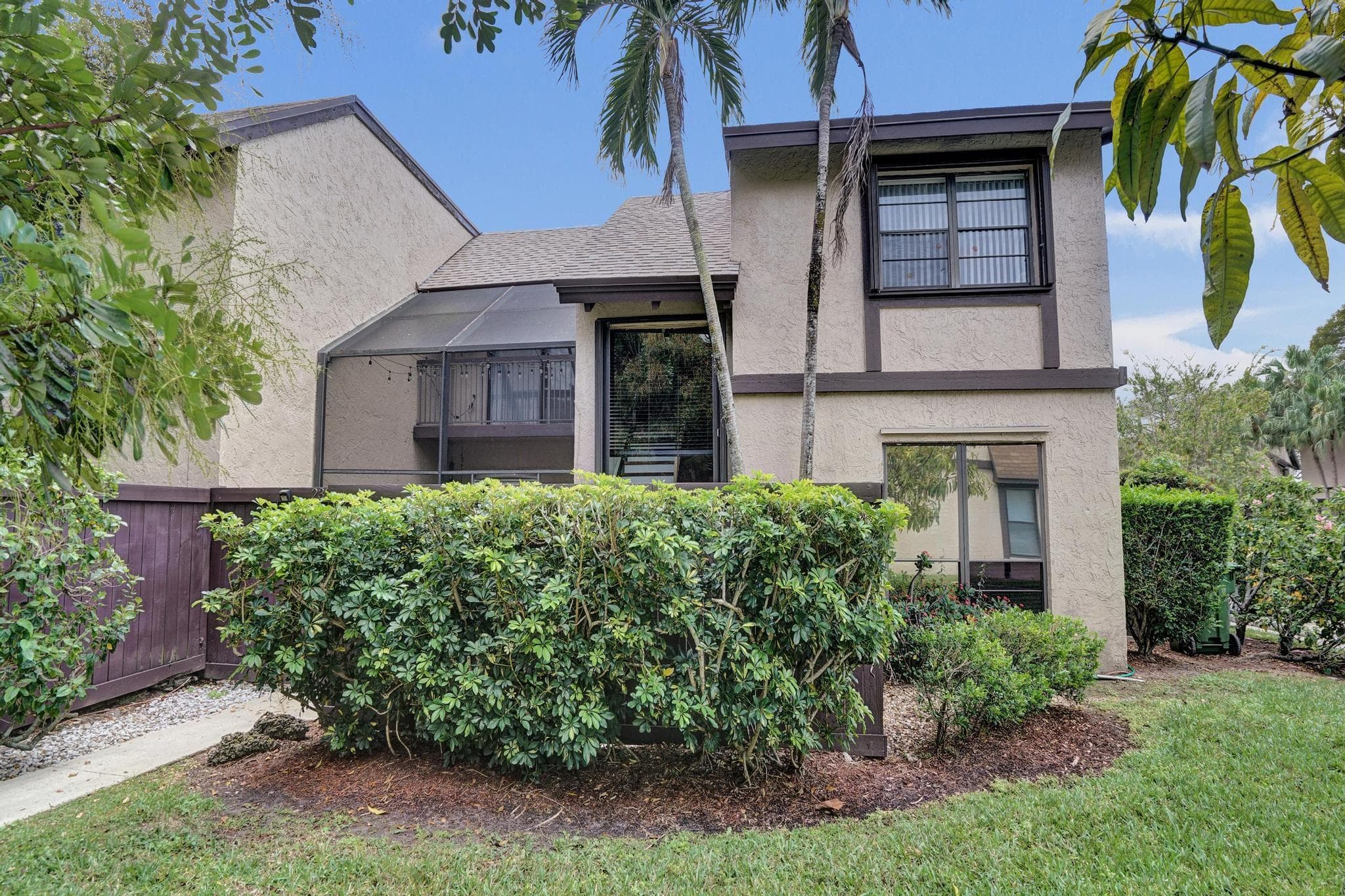 2321 Bayberry Drive, Pembroke Pines, FL 33024 — photo 2 of 58