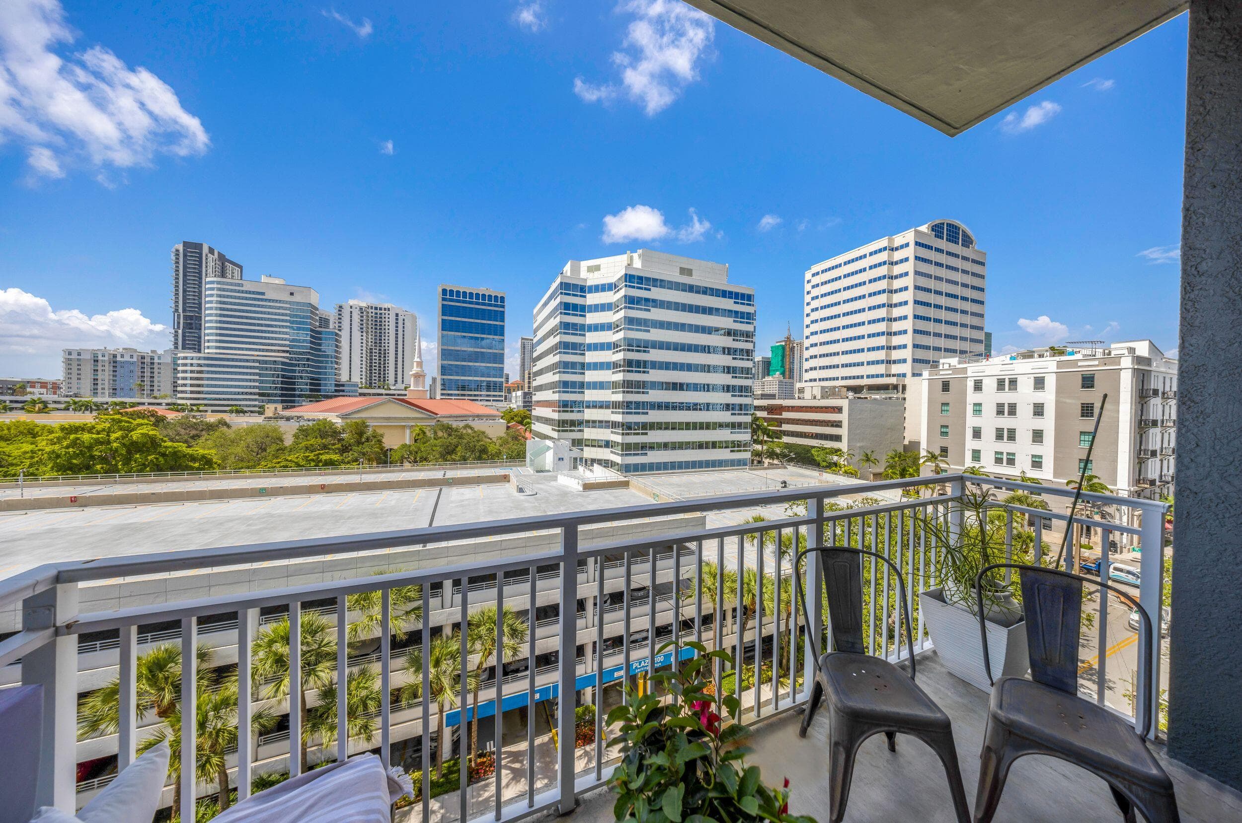 313 NE 2nd Street 602, Fort Lauderdale, FL 33301 — photo 20 of 38