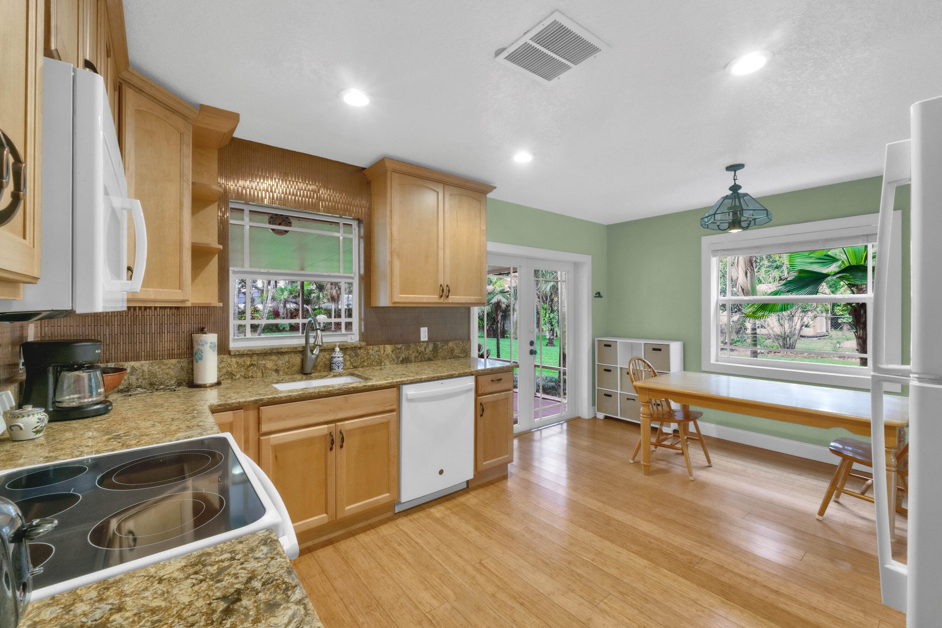 6863 Imperial Drive, West Palm Beach, FL 33411 — photo 22 of 44