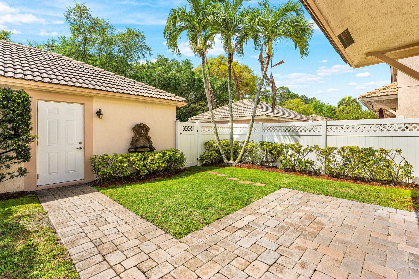 8058 Murano Circle, Palm Beach Gardens, FL 33418 — photo 28 of 42