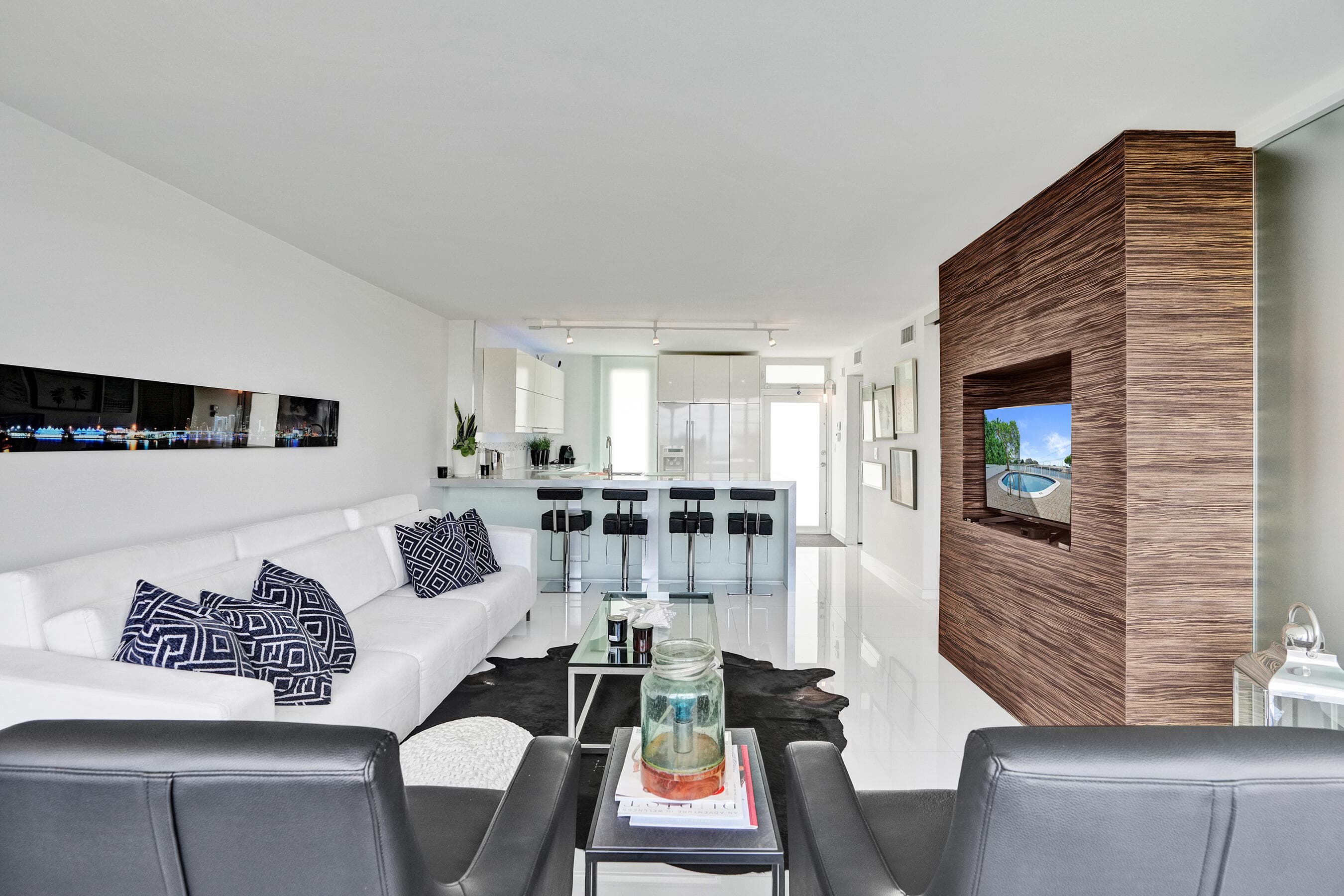 1670 Lincoln Court 3b, Miami Beach, FL 33139 — photo 12 of 43