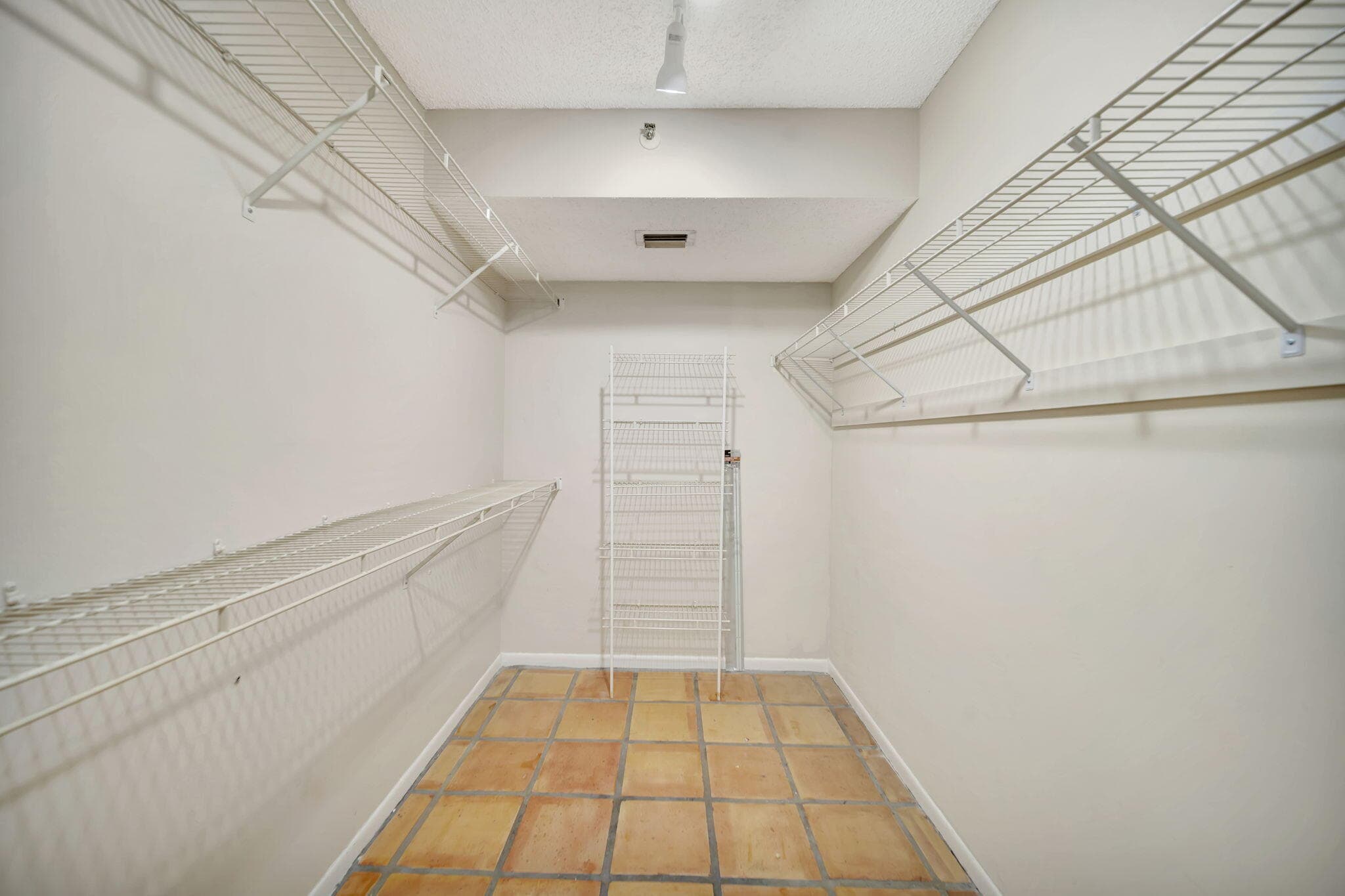 2215 Cypress Island Drive #103, Pompano Beach, FL 33069 — photo 23 of 38