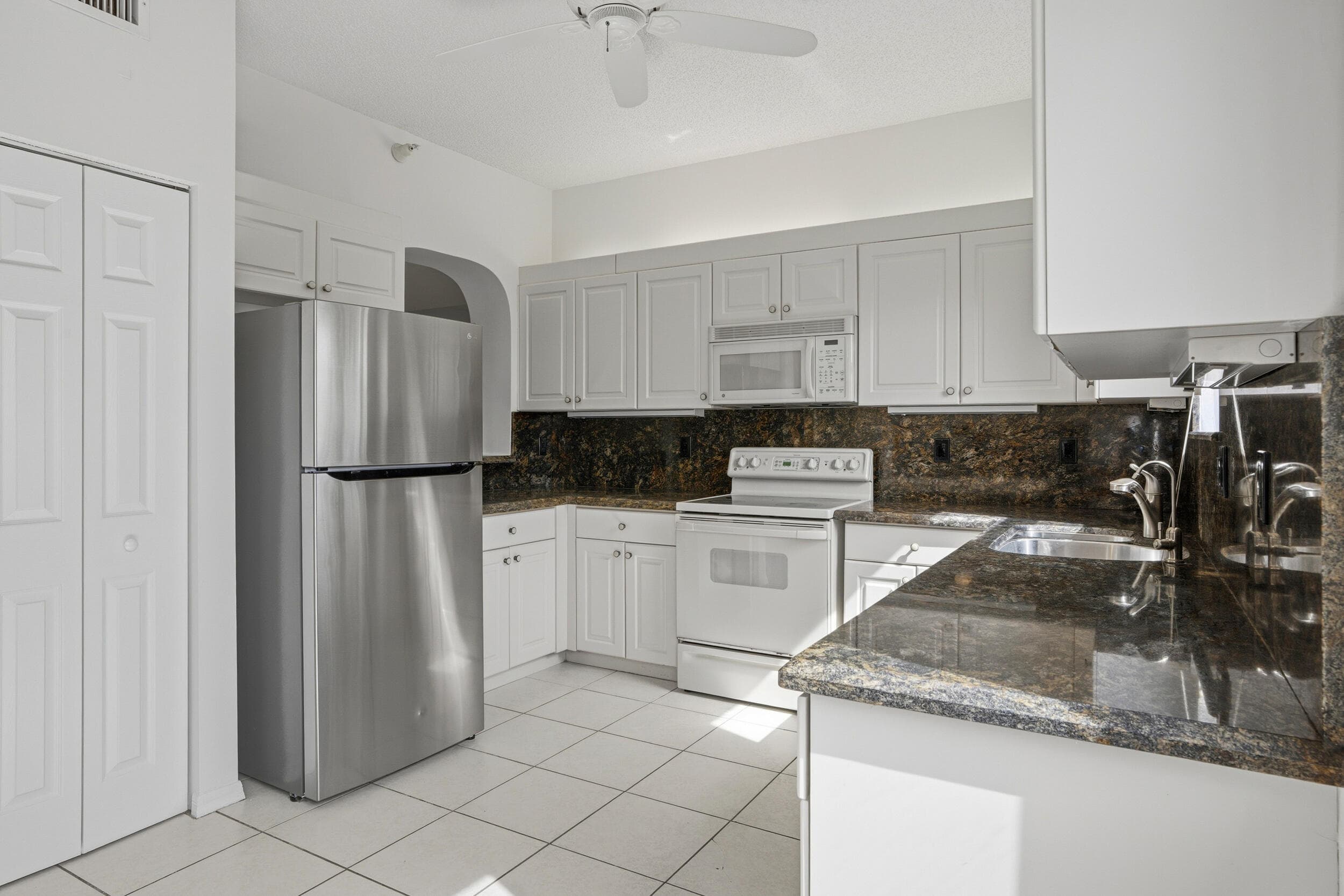 7647 Southampton Terrace 318, Tamarac, FL 33321 — photo 20 of 58