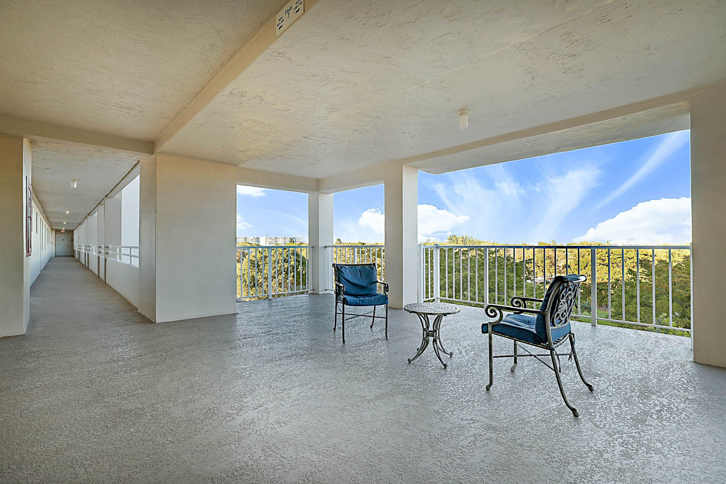 575 Oaks Lane 703, Pompano Beach, FL 33069 — photo 32 of 42