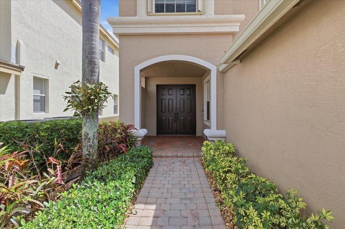 7453 Via Luria, Lake Worth, FL 33467 — photo 4 of 63