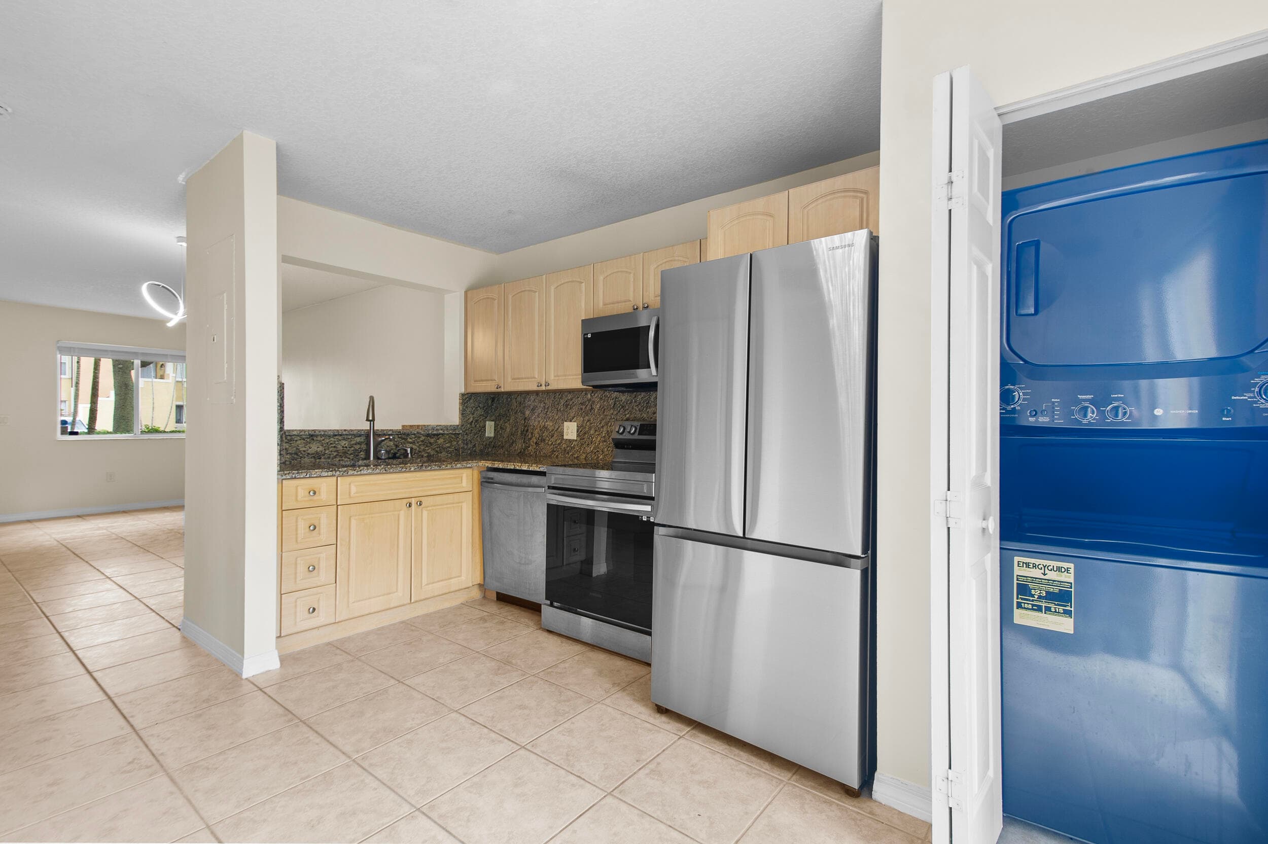 7850 NW 6th Street 104, Pembroke Pines, FL 33024 — photo 17 of 24