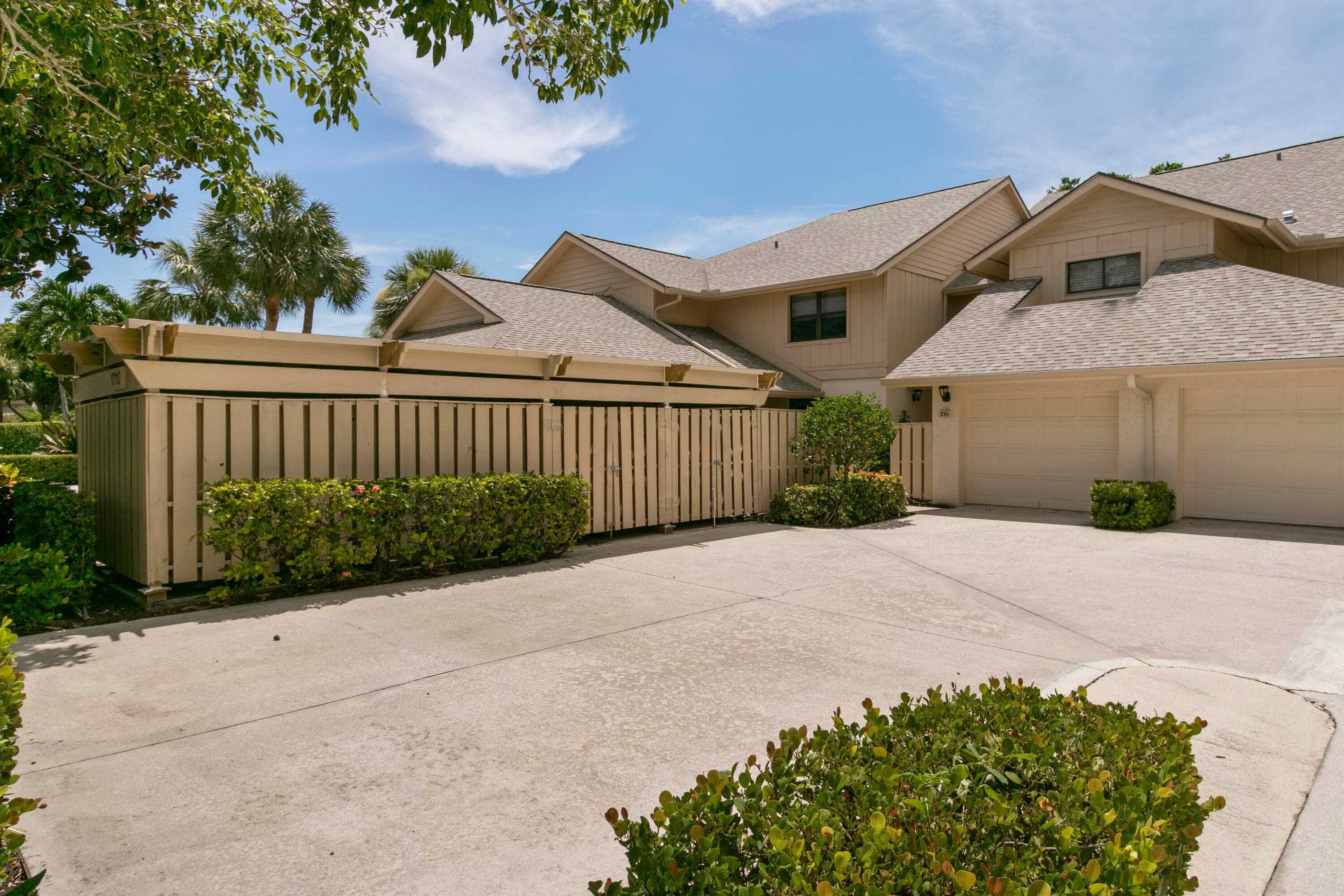 17110 Waterbend Drive 219, Jupiter, FL 33477 — photo 1 of 22