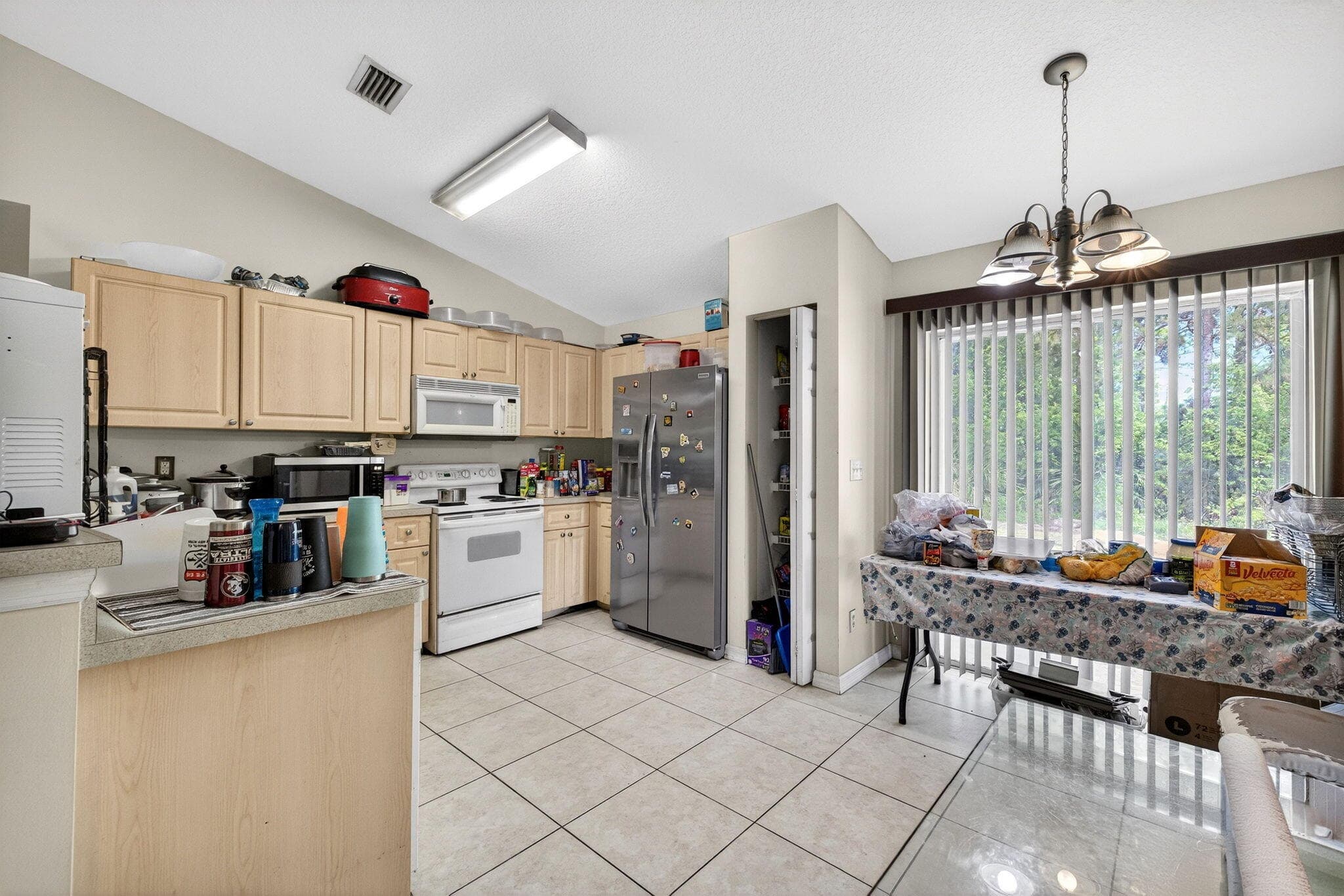 925 SW 11th St Street SW, Vero Beach, FL 32962 — photo 7 of 20