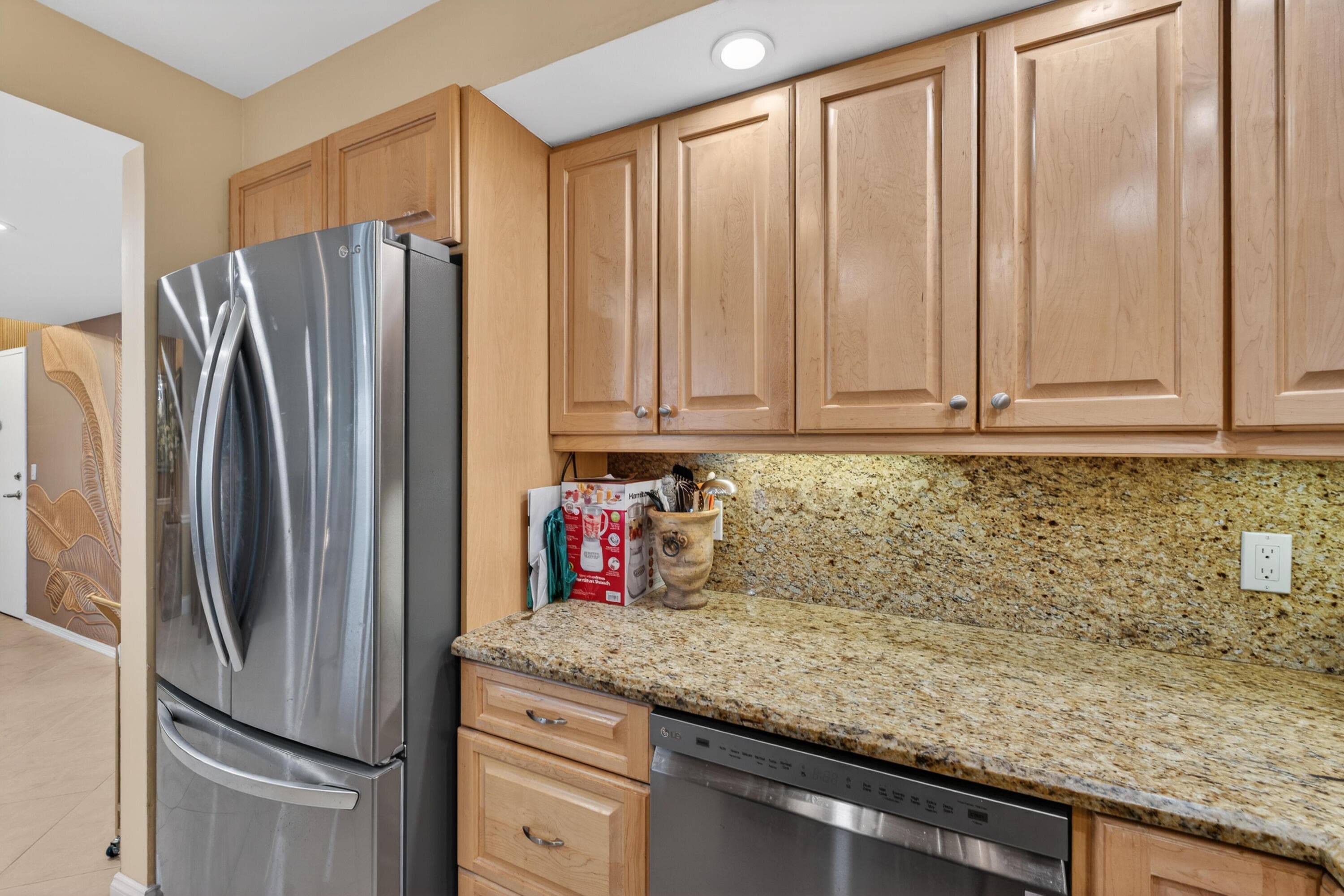 336 Golfview Road 704, North Palm Beach, FL 33408 — photo 10 of 24