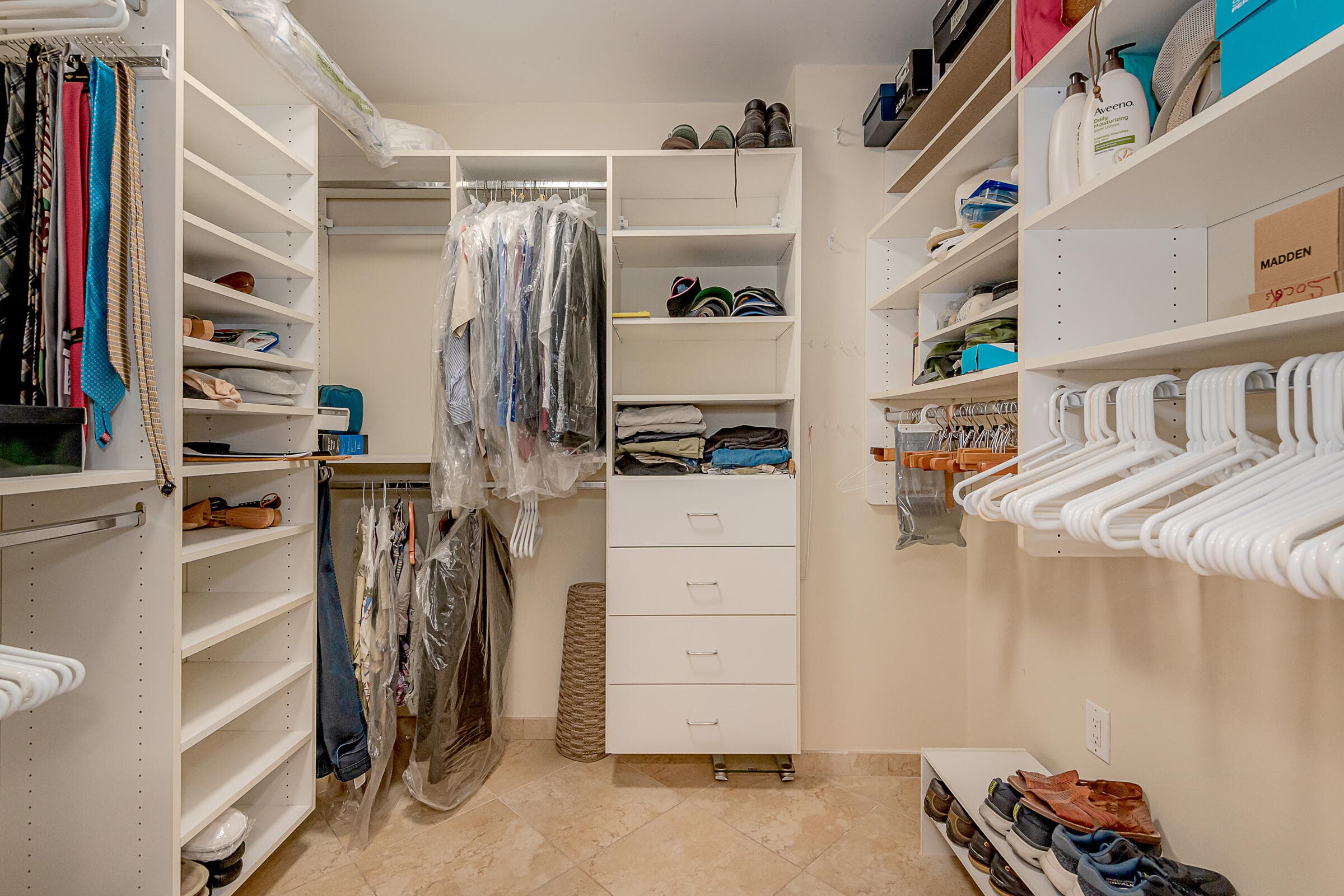 511 Bayshore Drive 707, Fort Lauderdale, FL 33304 — photo 12 of 31