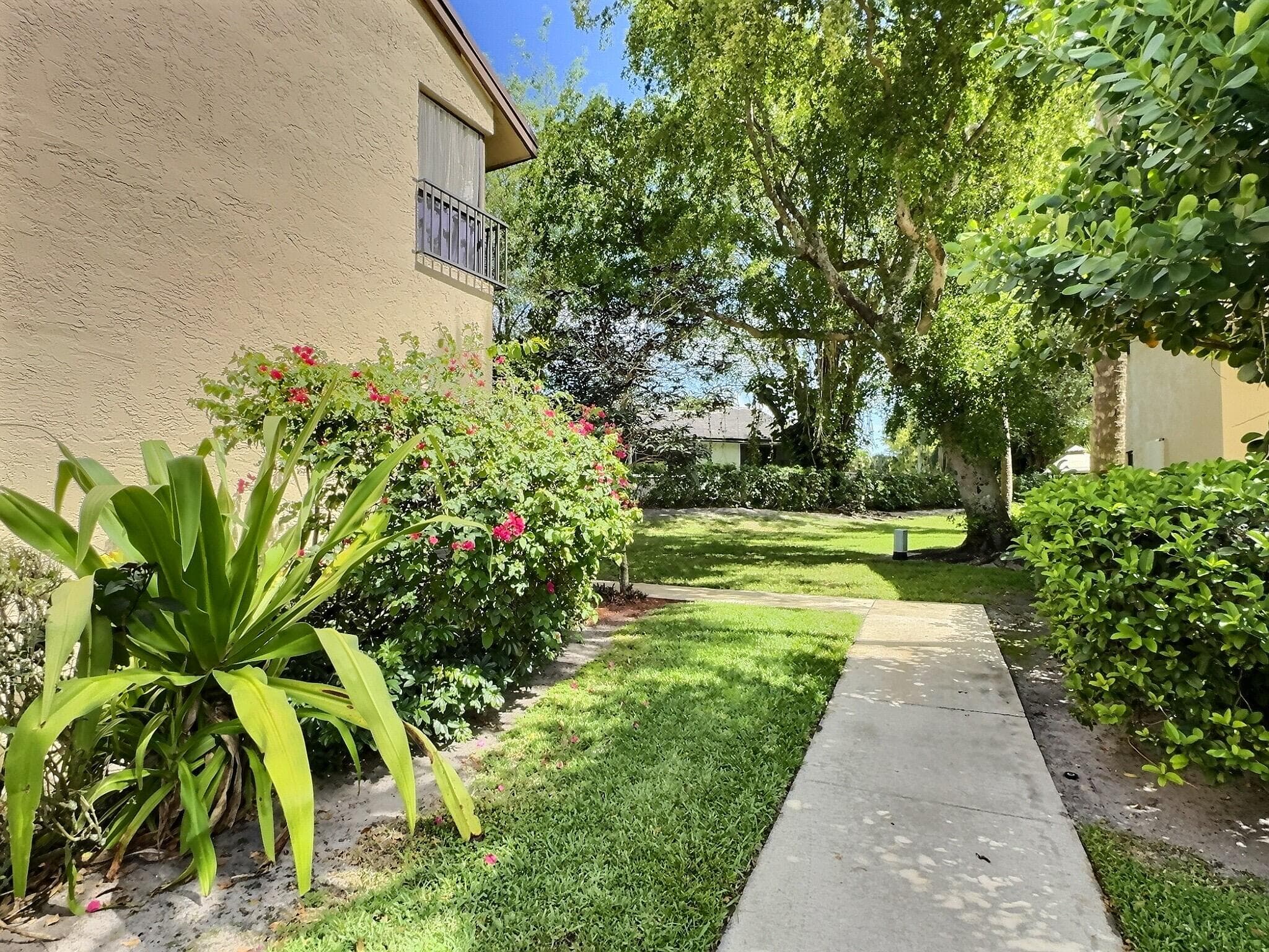 3831 Cocoplum Circle 3592, Coconut Creek, FL 33063 — photo 5 of 35