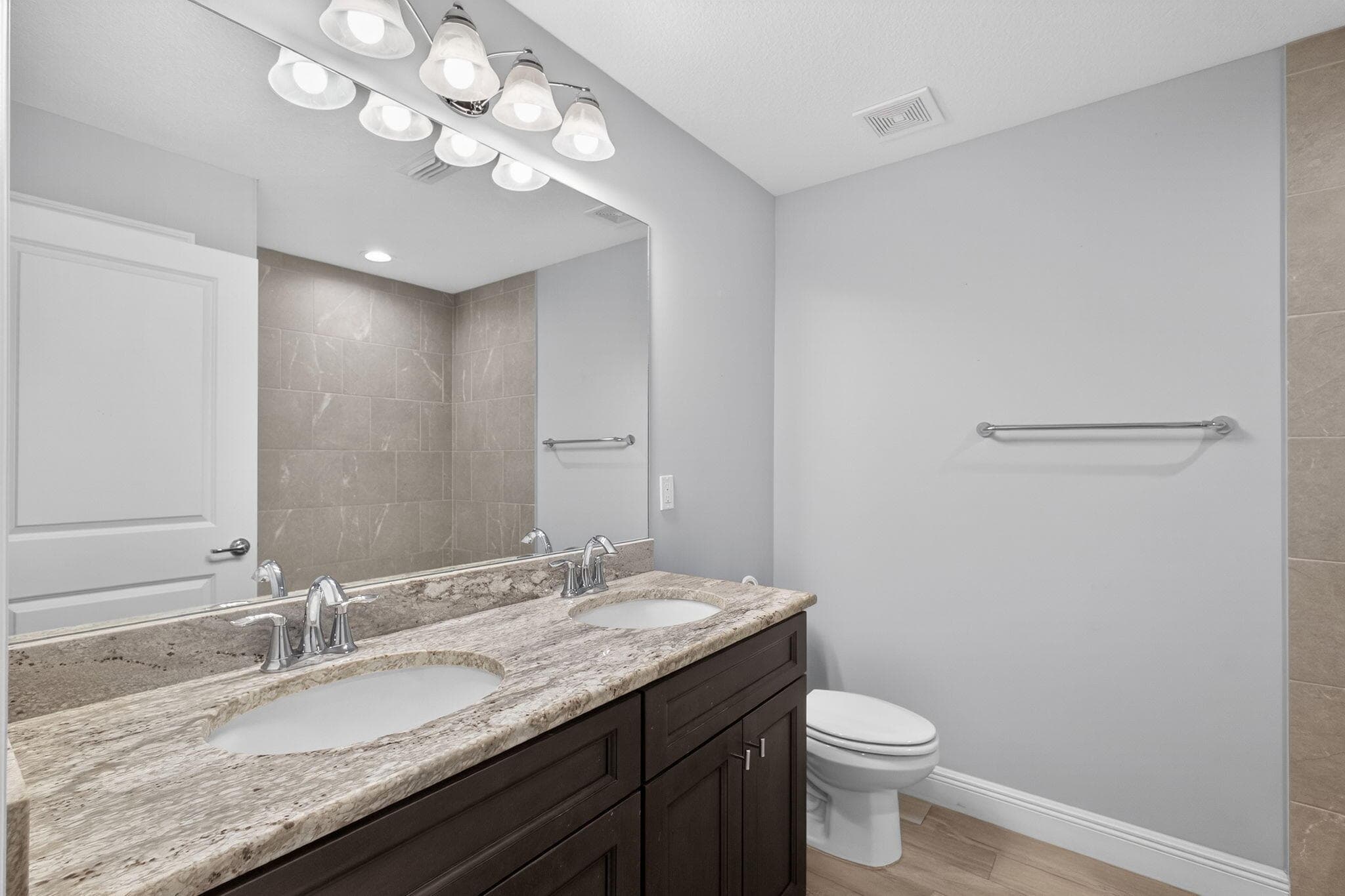 2501 SE Mariposa Avenue, Port St. Lucie, FL 34952 — photo 15 of 63