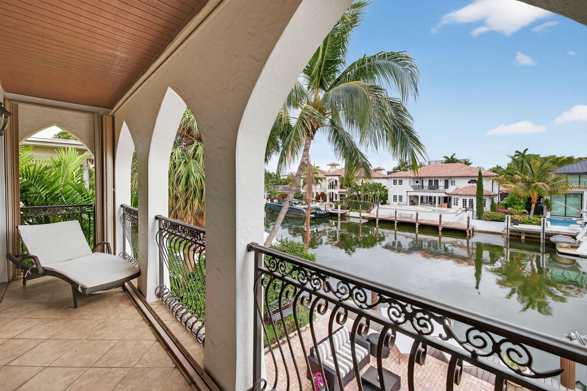2406 Barcelona Drive, Fort Lauderdale, FL 33301 — photo 45 of 107
