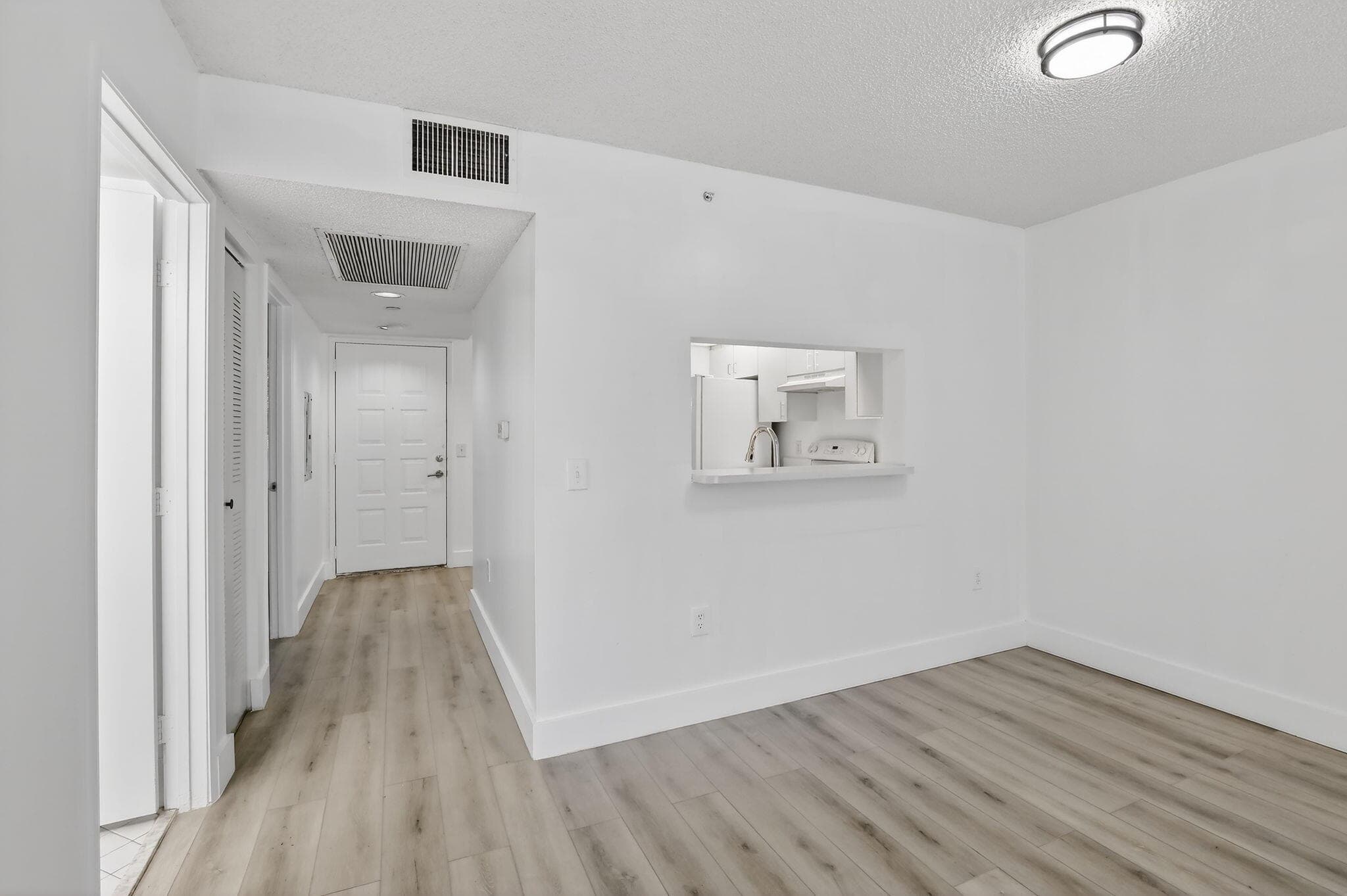 900 SW 142nd Avenue 305l, Pembroke Pines, FL 33027 — photo 9 of 37