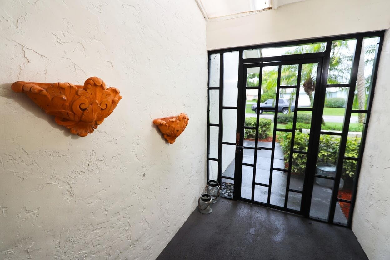 5667 Cameo Drive N, Boca Raton, FL 33433 — photo 17 of 20