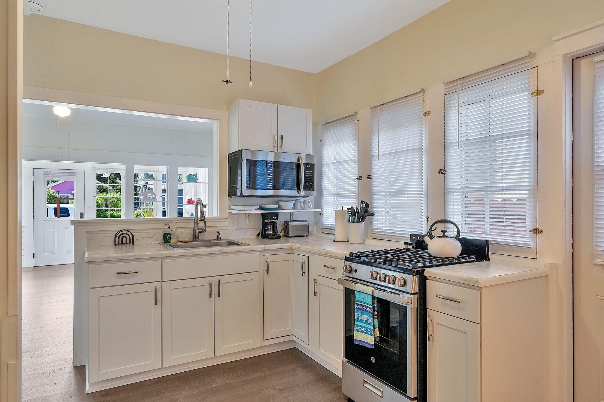 118 S J Street, Lake Worth Beach, FL 33460 — photo 14 of 30