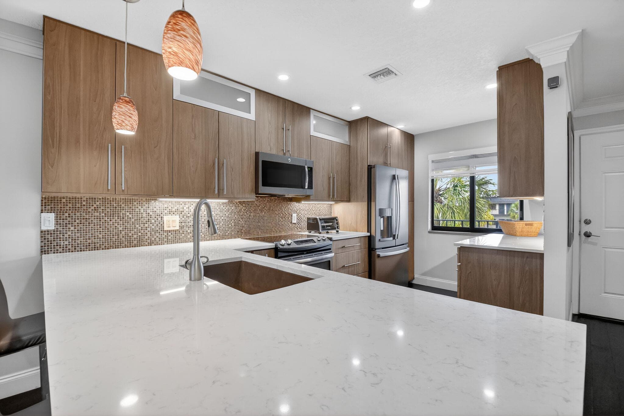 4290 Deste Court 303, Lake Worth, FL 33467 — photo 14 of 43