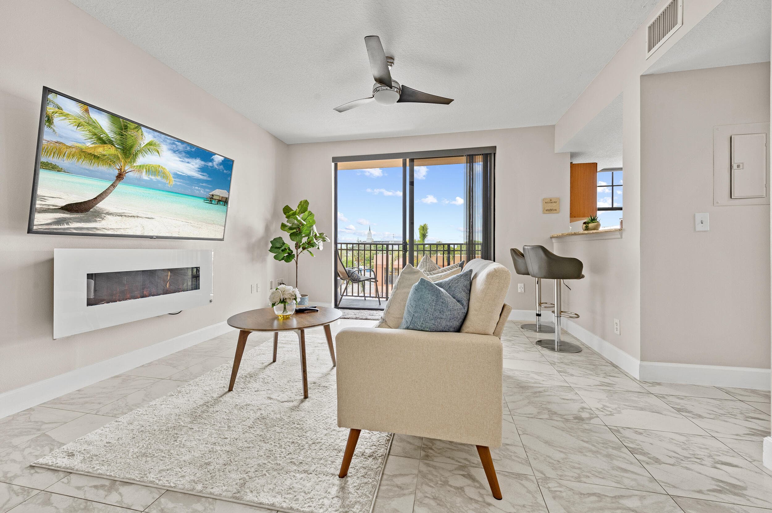 511 Lucerne Avenue 315, Lake Worth Beach, FL 33460 — photo 4 of 26
