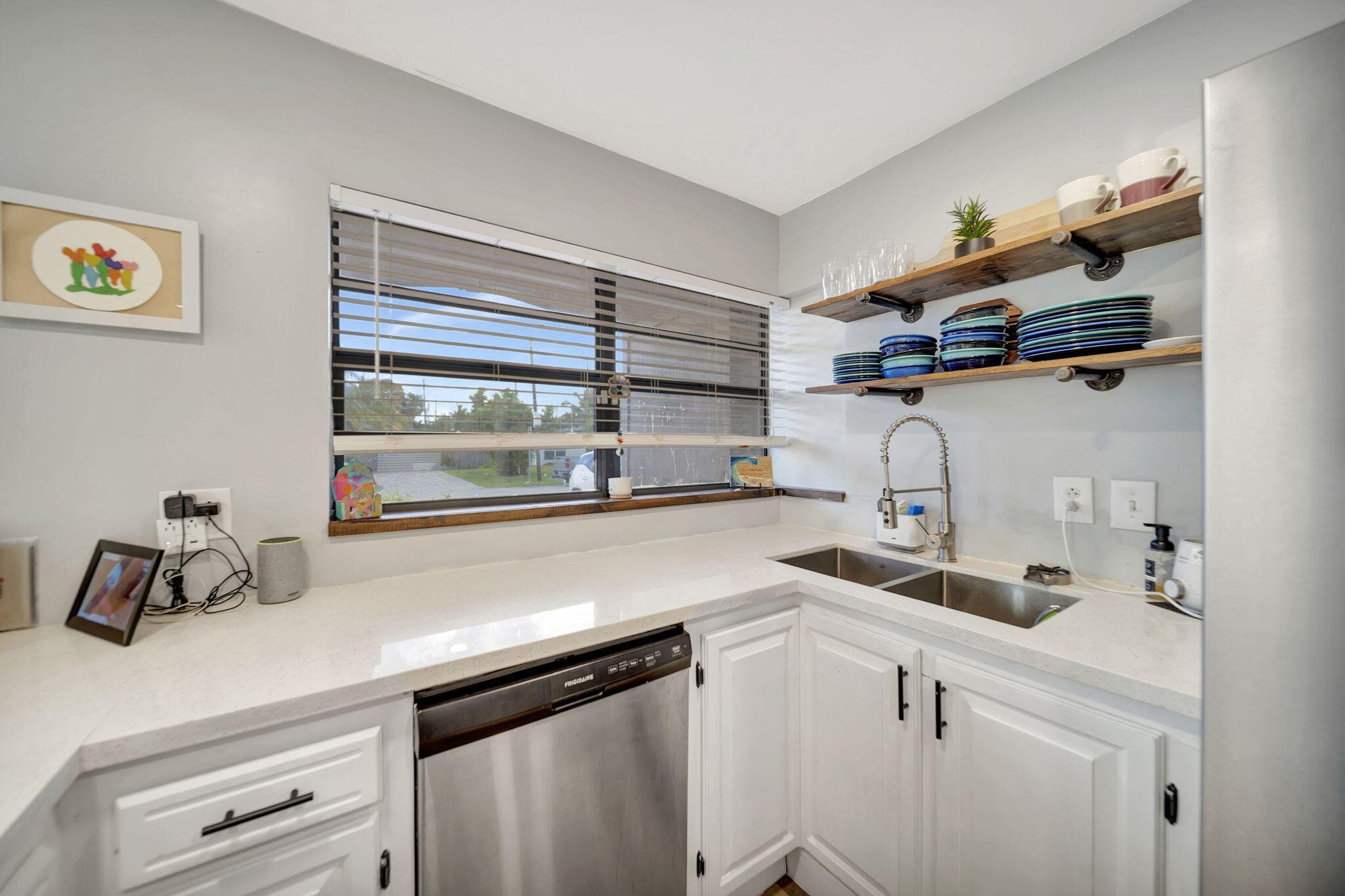 831 NW 39th Street, Oakland Park, FL 33309 — photo 15 of 46