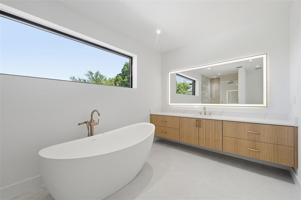 3716 Embassy Drive, West Palm Beach, FL 33401 — photo 19 of 30