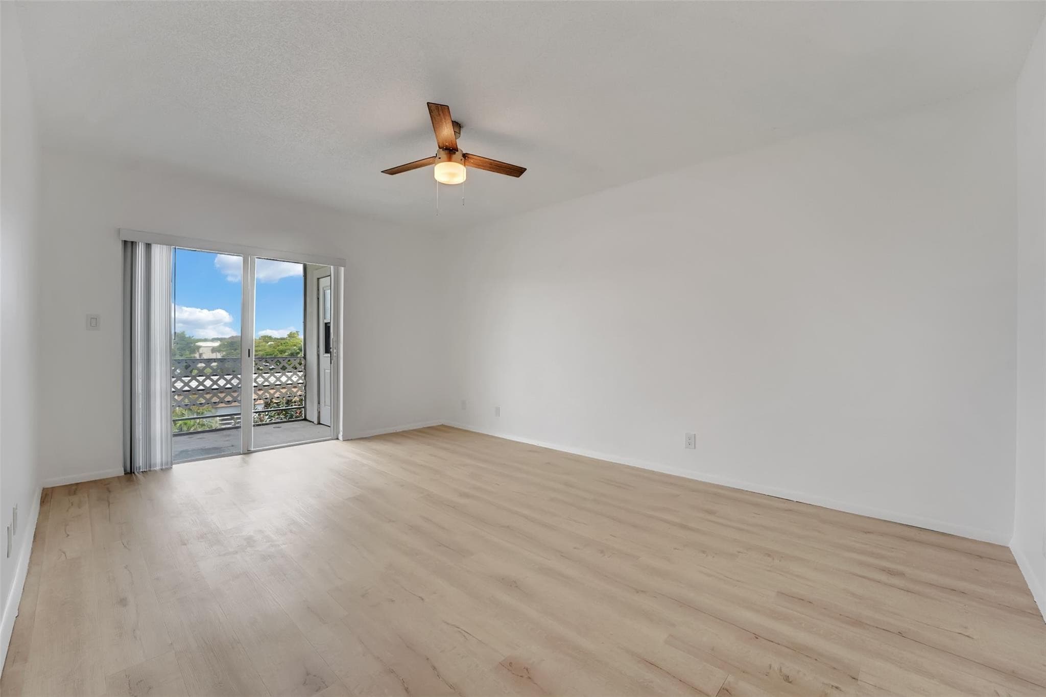 6289 Lear Drive 403, Lake Worth, FL 33462 — photo 9 of 28