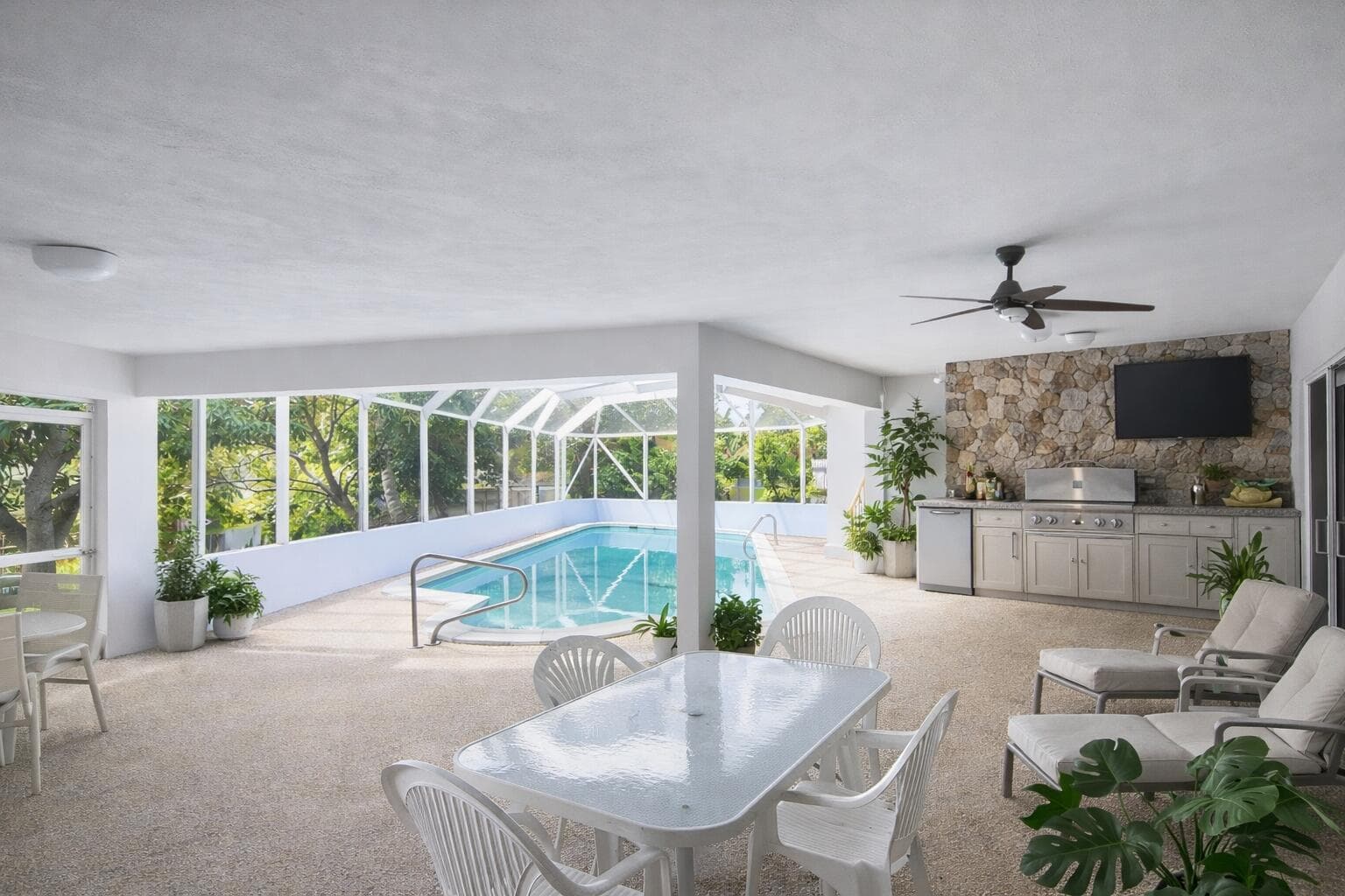 4490 NW 43rd Street, Lauderdale Lakes, FL 33319 — photo 34 of 48