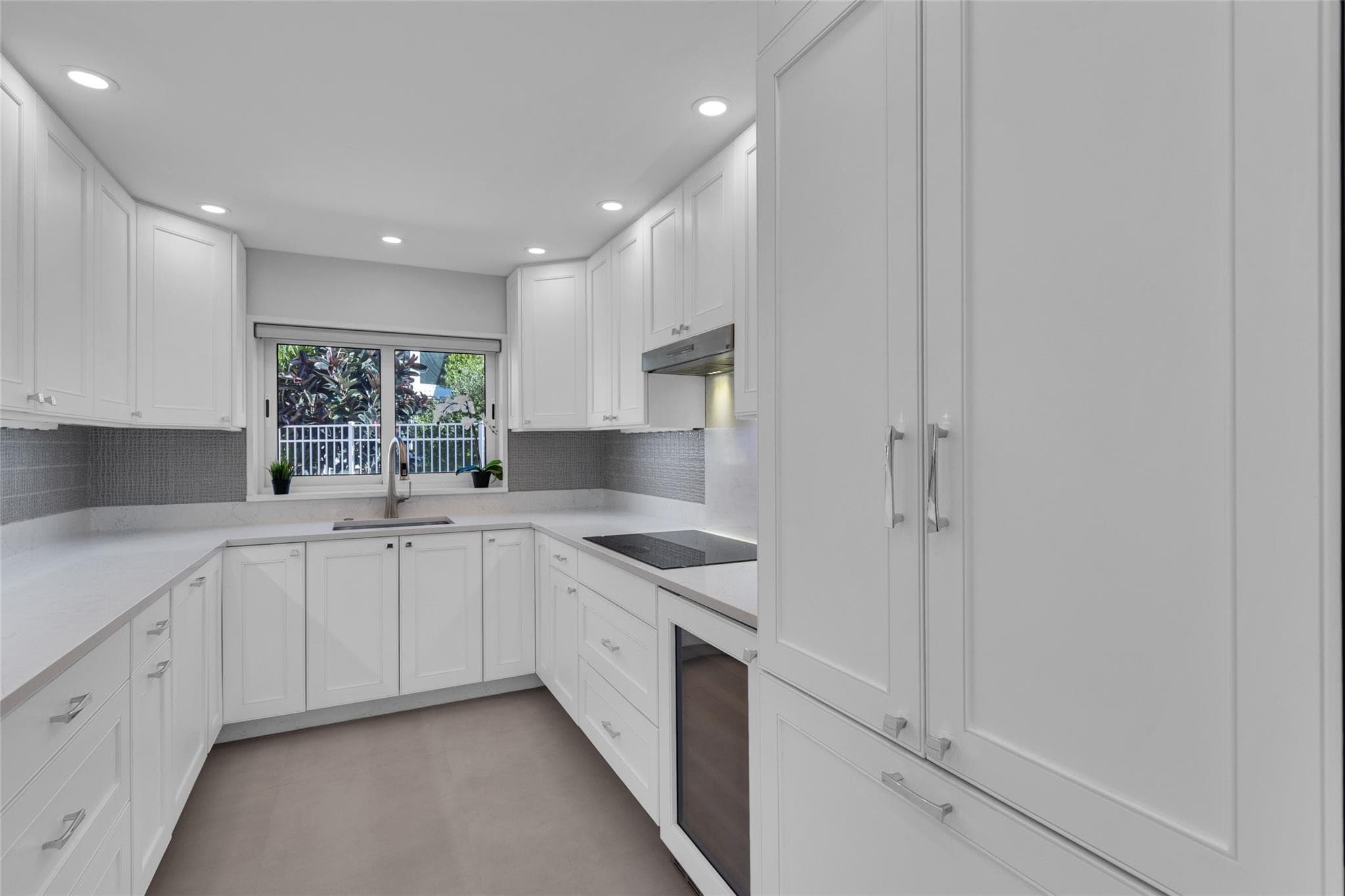 1922 S Ocean Lane 10, Fort Lauderdale, FL 33316 — photo 13 of 49