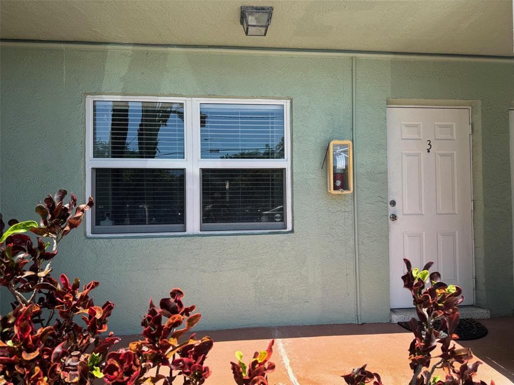 2607 NE 8th Avenue 3, Wilton Manors, FL 33334 — photo 16 of 22
