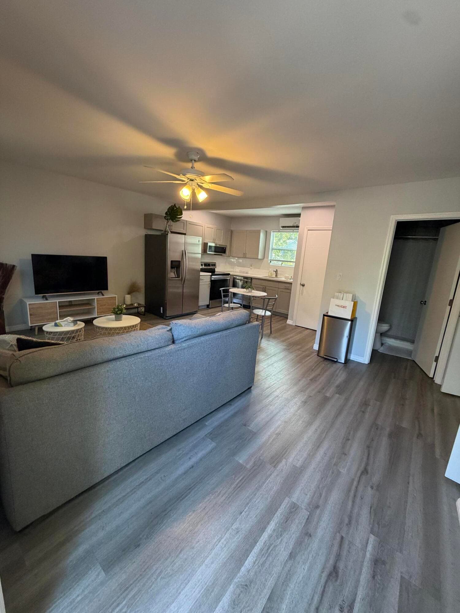 615 SW 14th Avenue 1-2, Fort Lauderdale, FL 33312 — photo 11 of 19