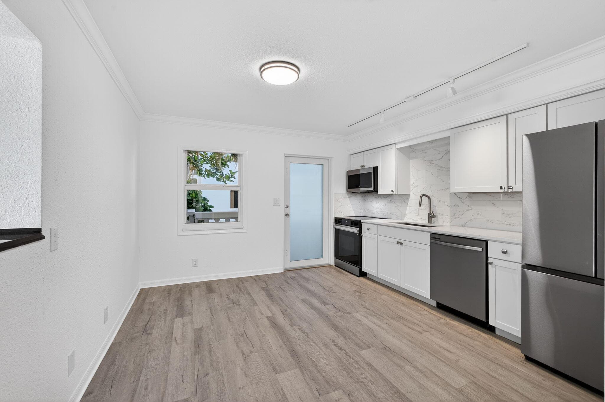 624 Southwind Circle 4, North Palm Beach, FL 33408 — photo 1 of 45