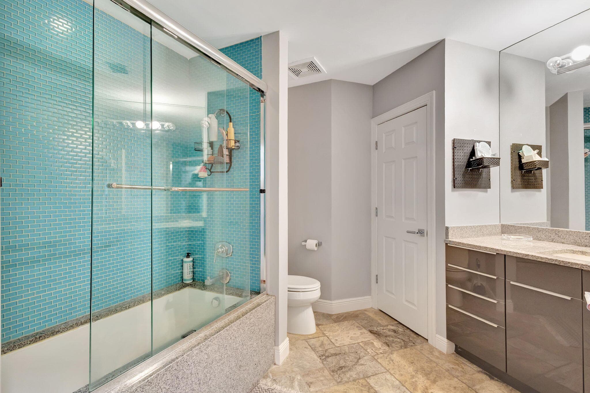 410 Evernia Street 801, West Palm Beach, FL 33401 — photo 14 of 39
